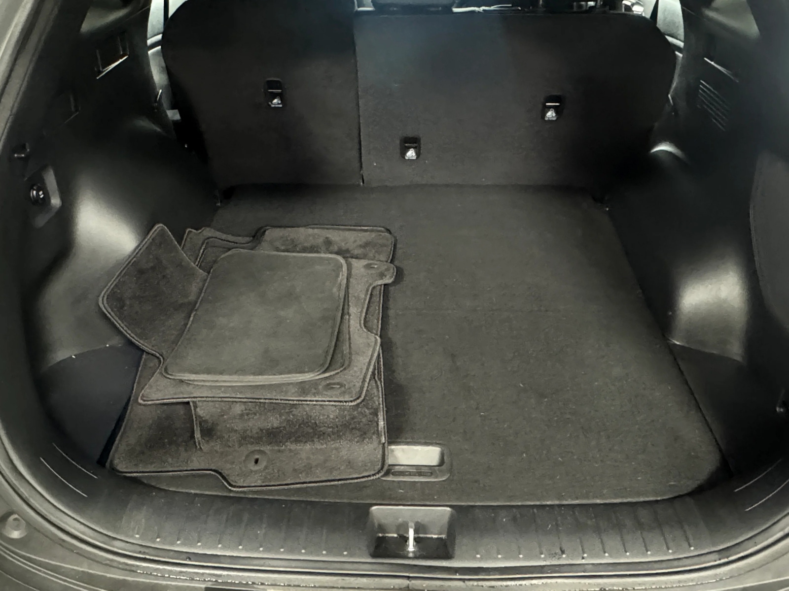 Thumbnail: 2024 Kia Sportage - 6