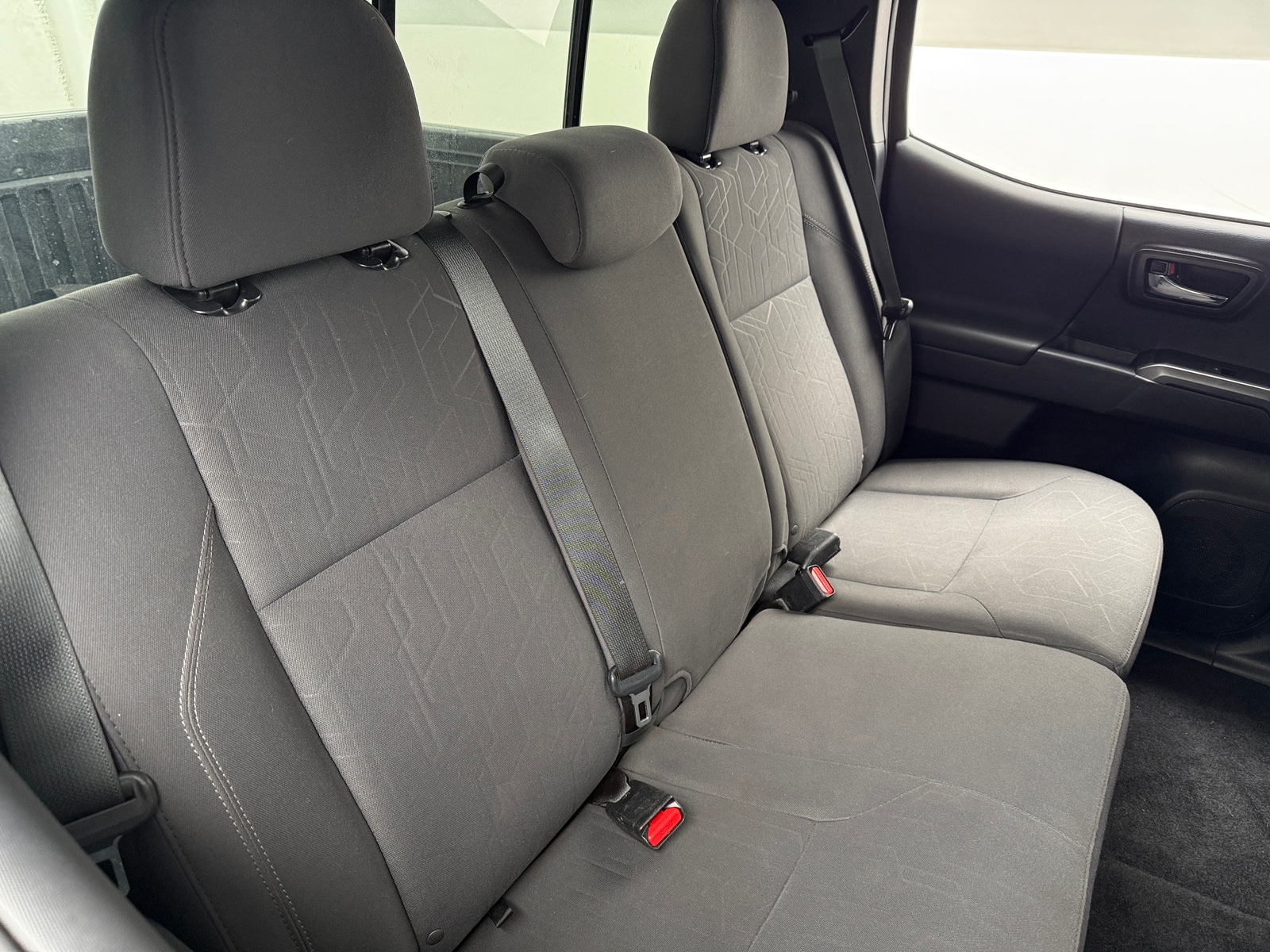 Thumbnail: 2018 Toyota Tacoma - 6