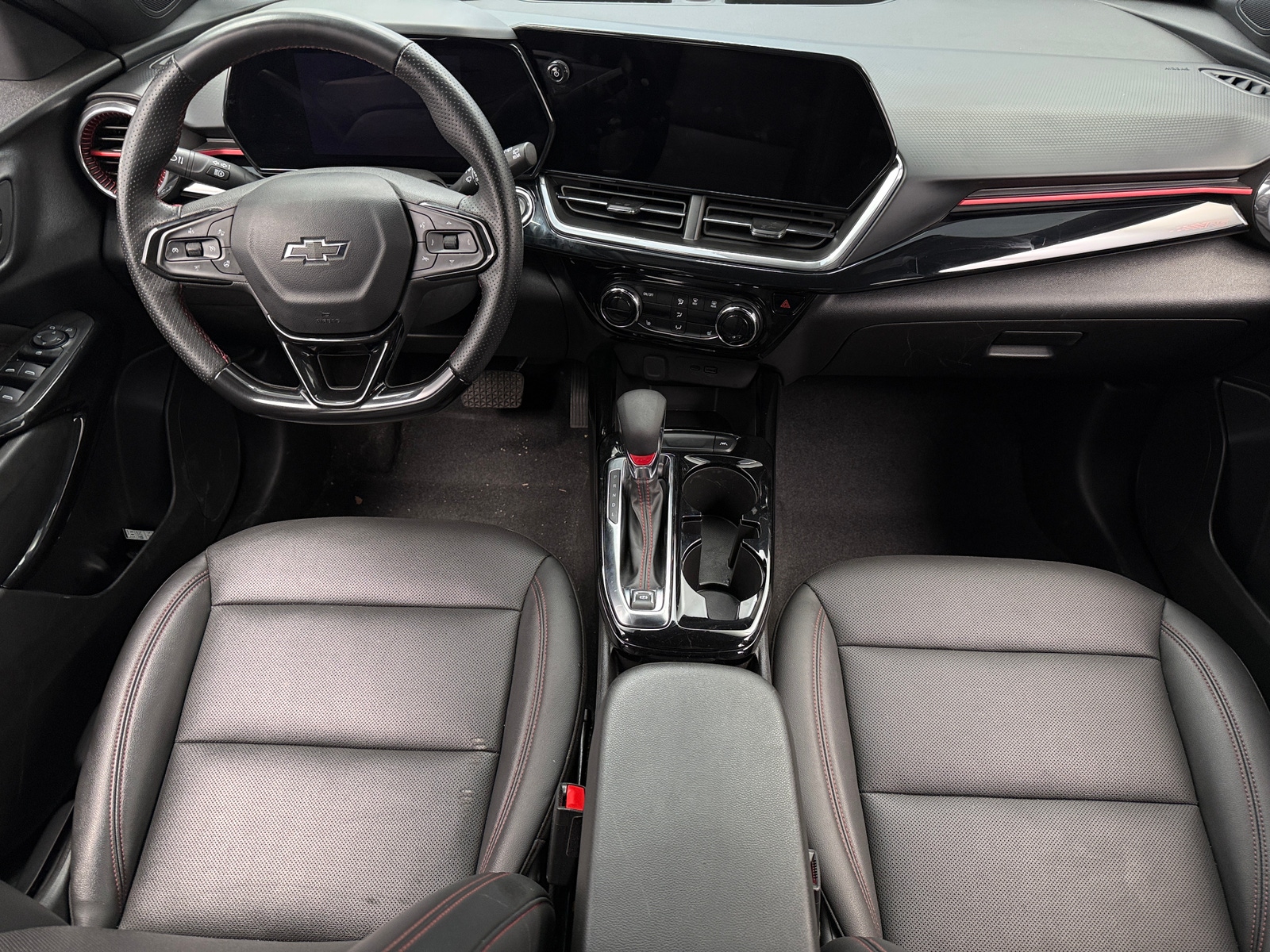 Thumbnail: 2024 Chevrolet Trax - 2