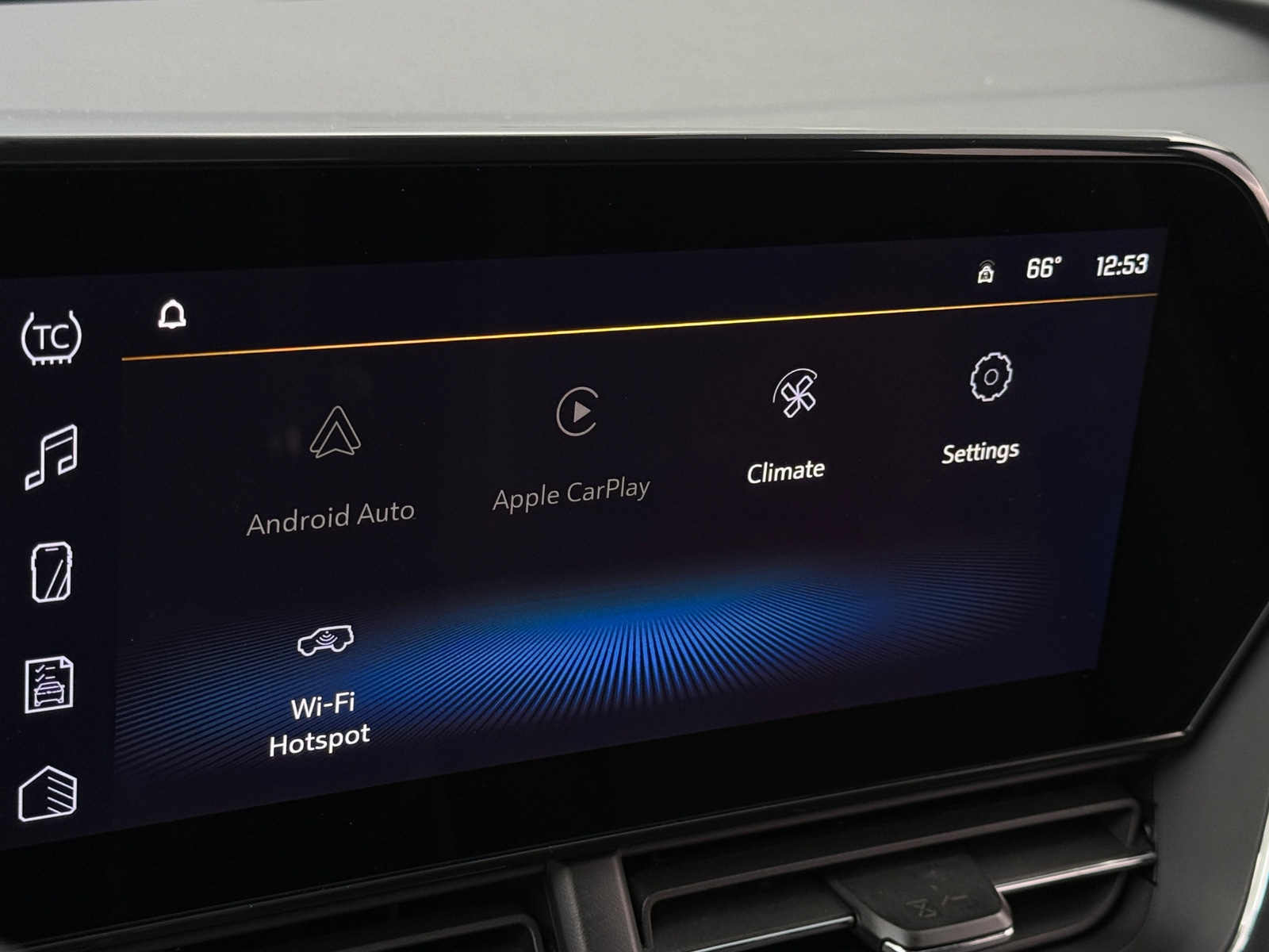 Thumbnail: 2024 Chevrolet Trax - 3