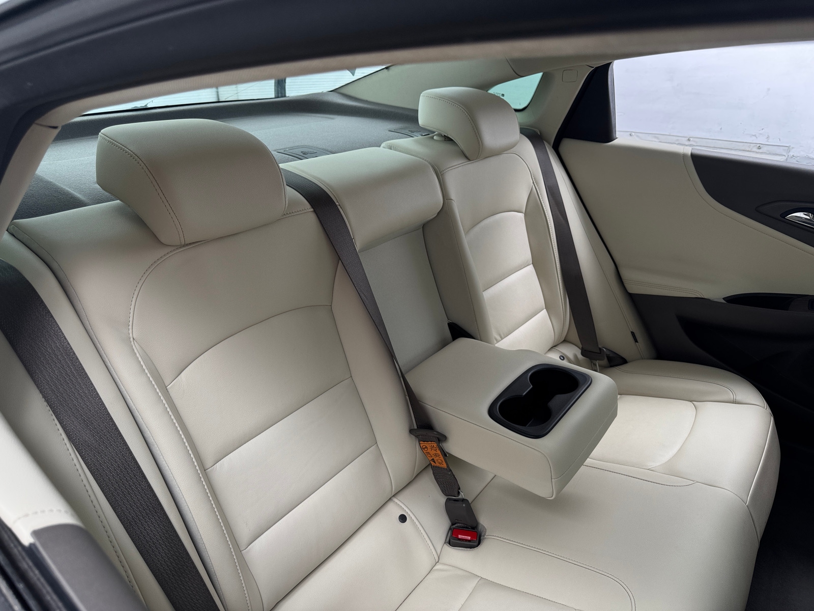 Thumbnail: 2020 Chevrolet Malibu - 5