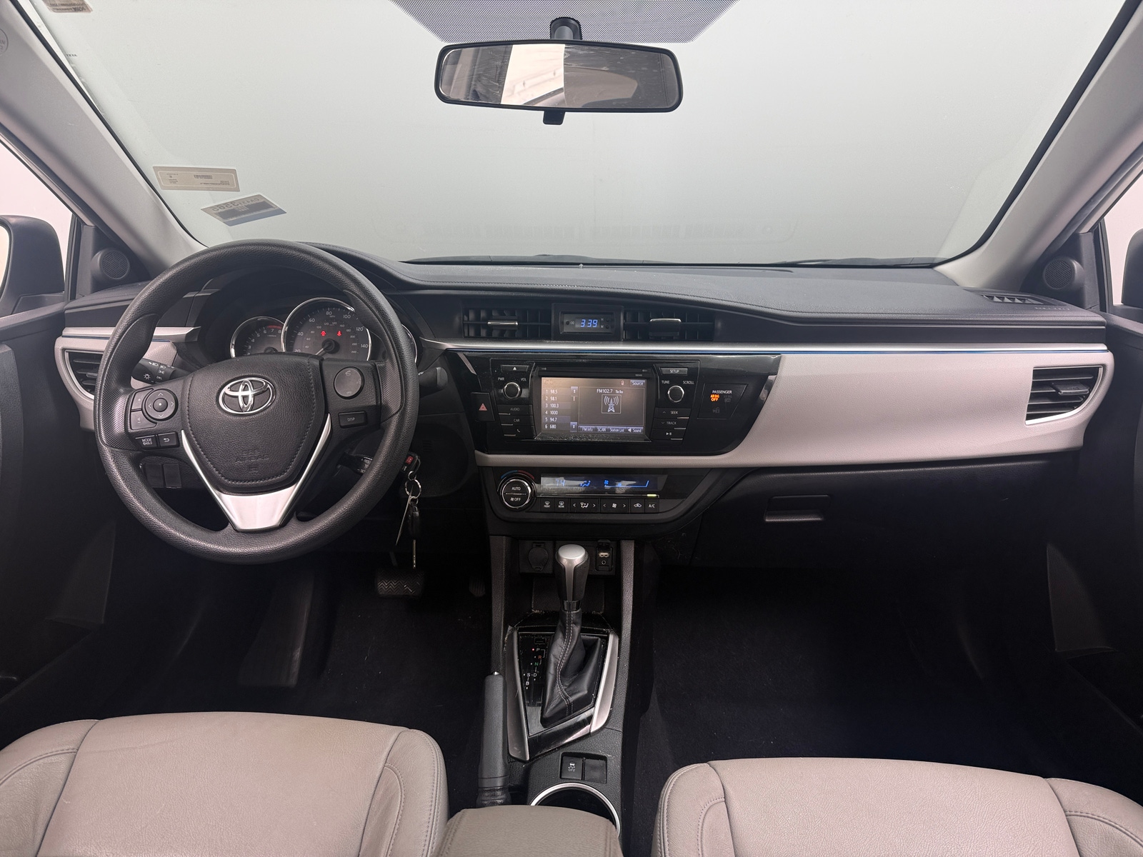 Thumbnail: 2014 Toyota Corolla - 3