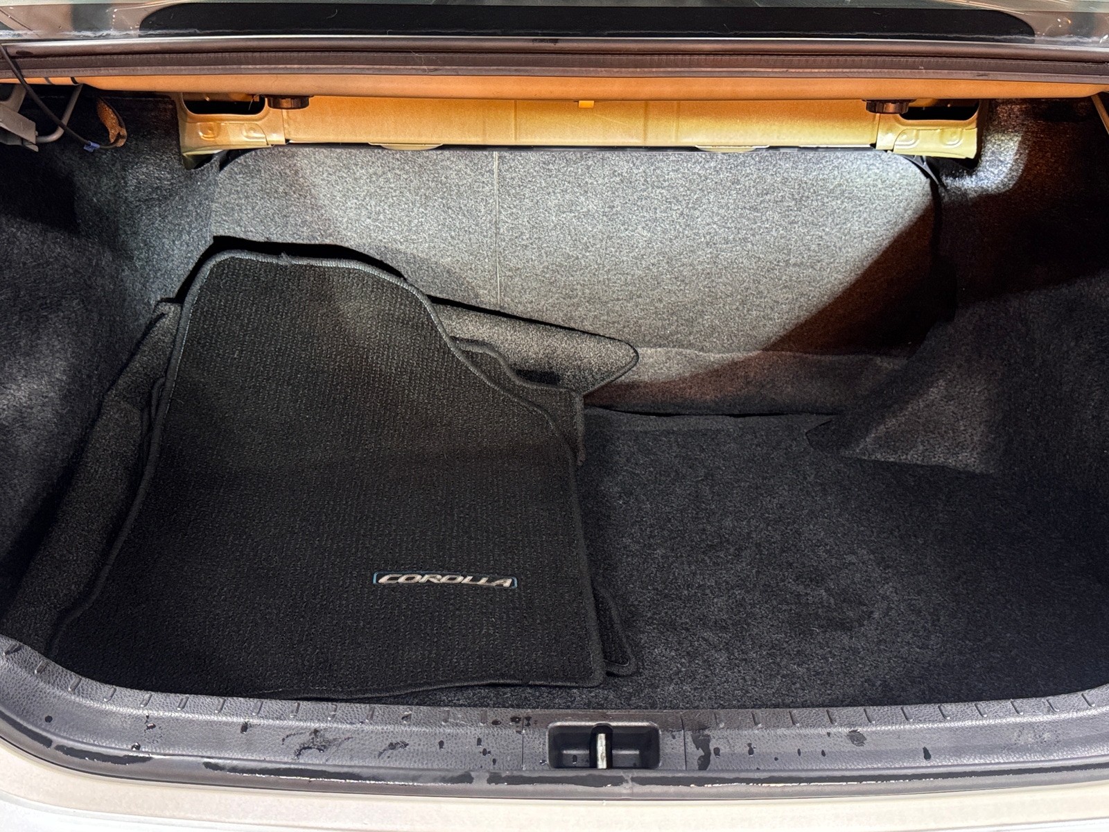 Thumbnail: 2014 Toyota Corolla - 7