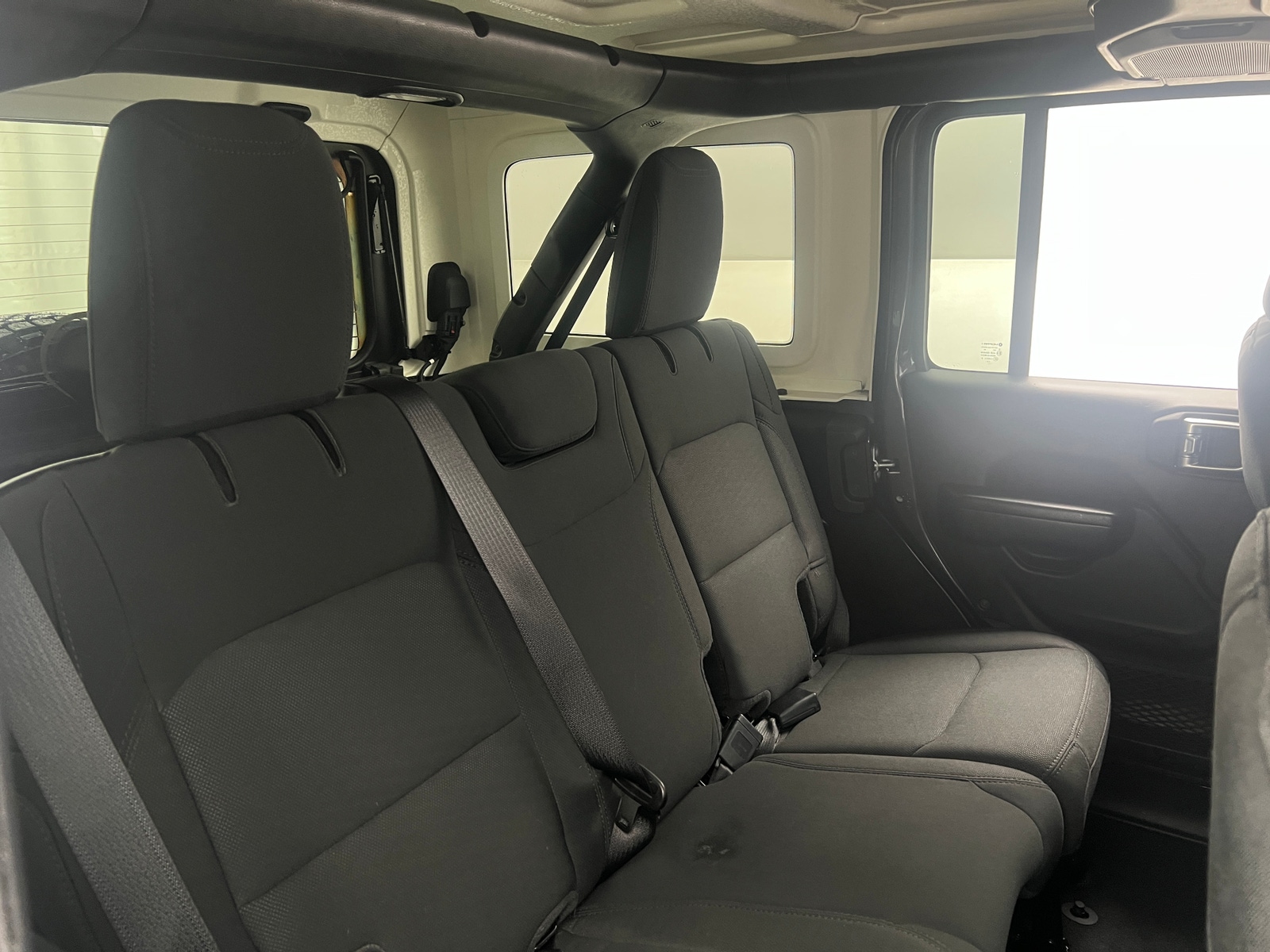 Thumbnail: 2020 Jeep Wrangler - 6