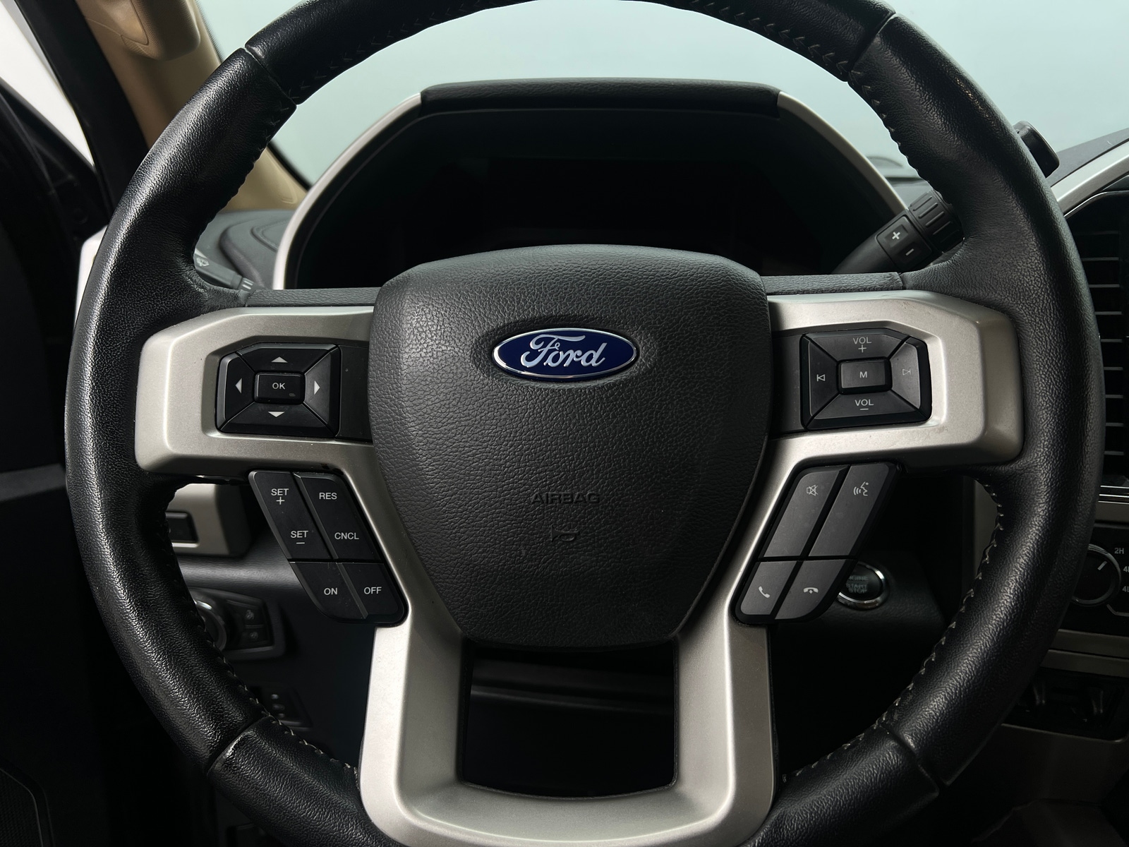 Thumbnail: 2022 Ford Econoline - 4