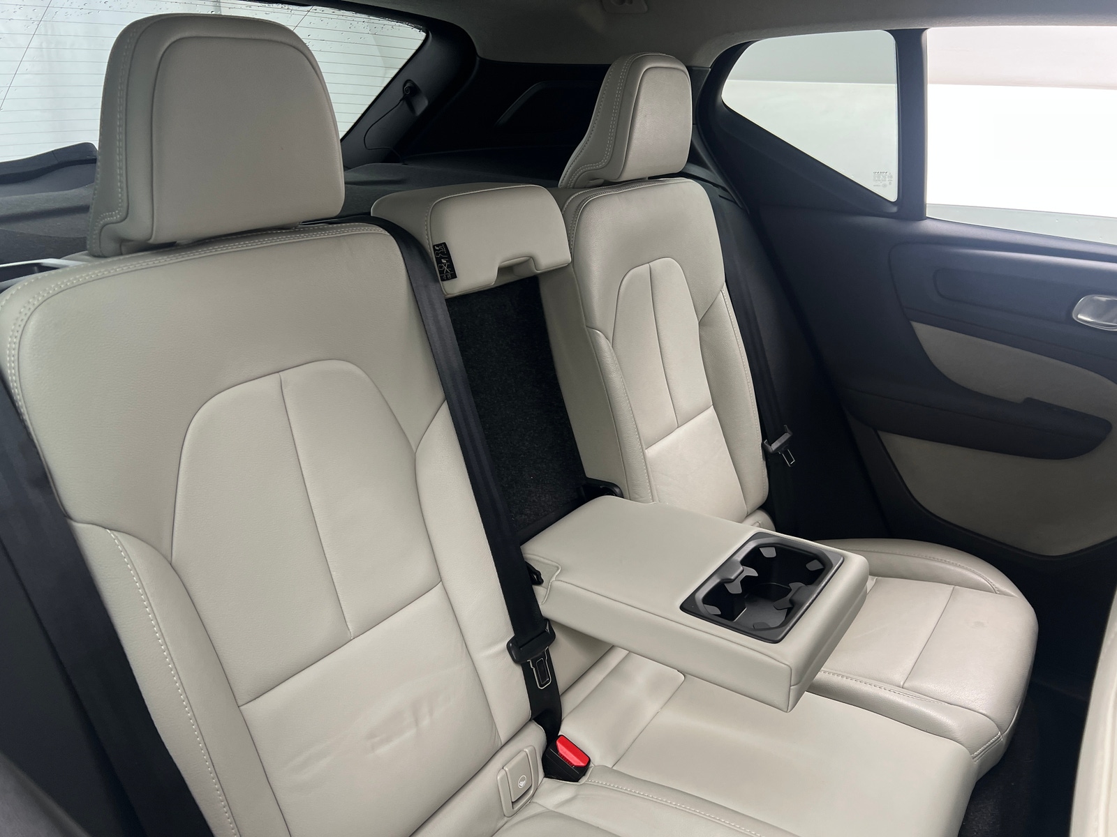 Thumbnail: 2020 Volvo XC40 - 5