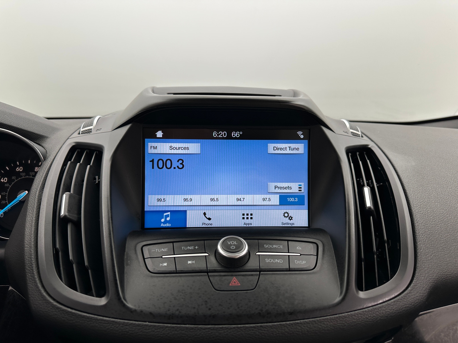 Thumbnail: 2018 Ford Escape - 3