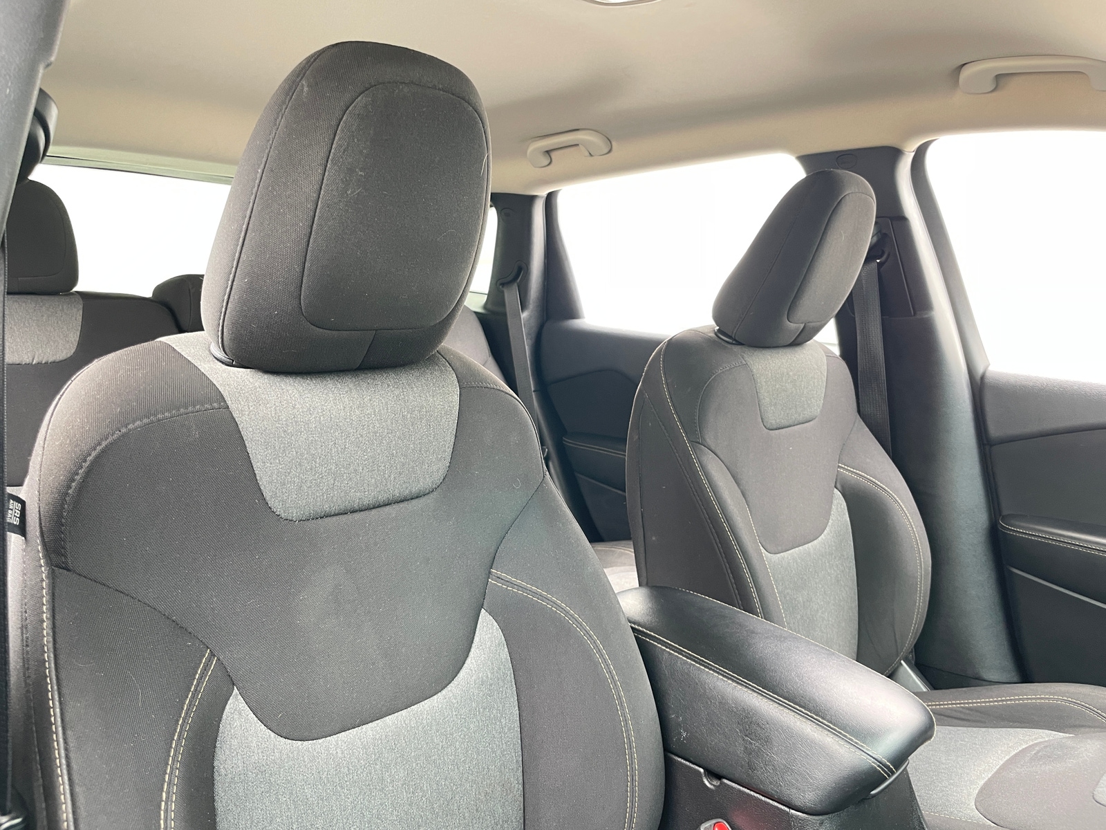 Thumbnail: 2018 Jeep Cherokee - 2