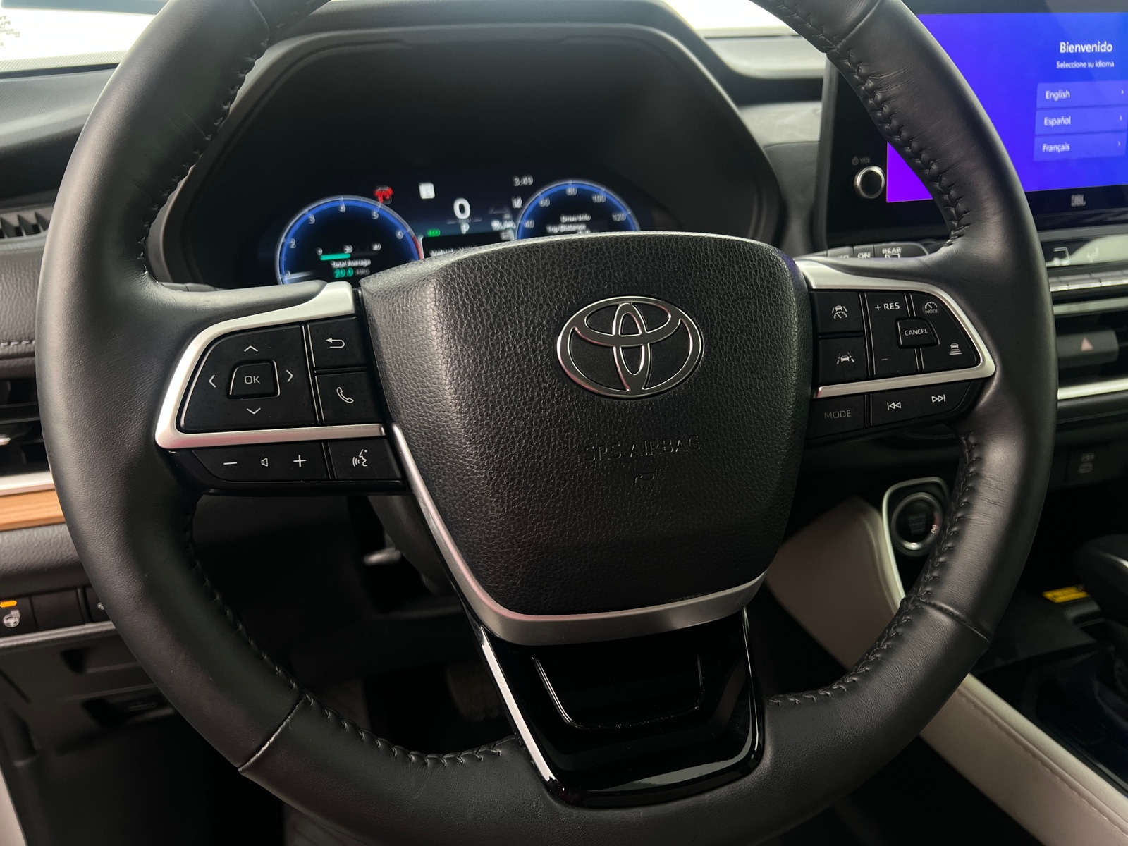 Thumbnail: 2024 Toyota Grand Highlander - 4