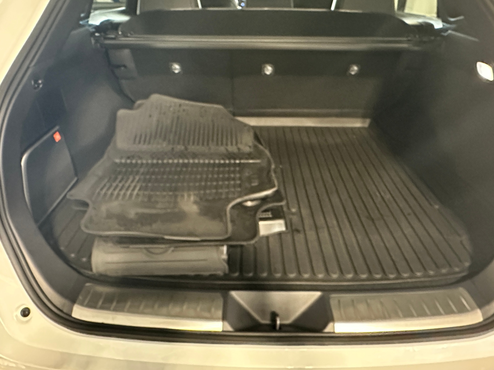 Thumbnail: 2024 Toyota Venza - 6