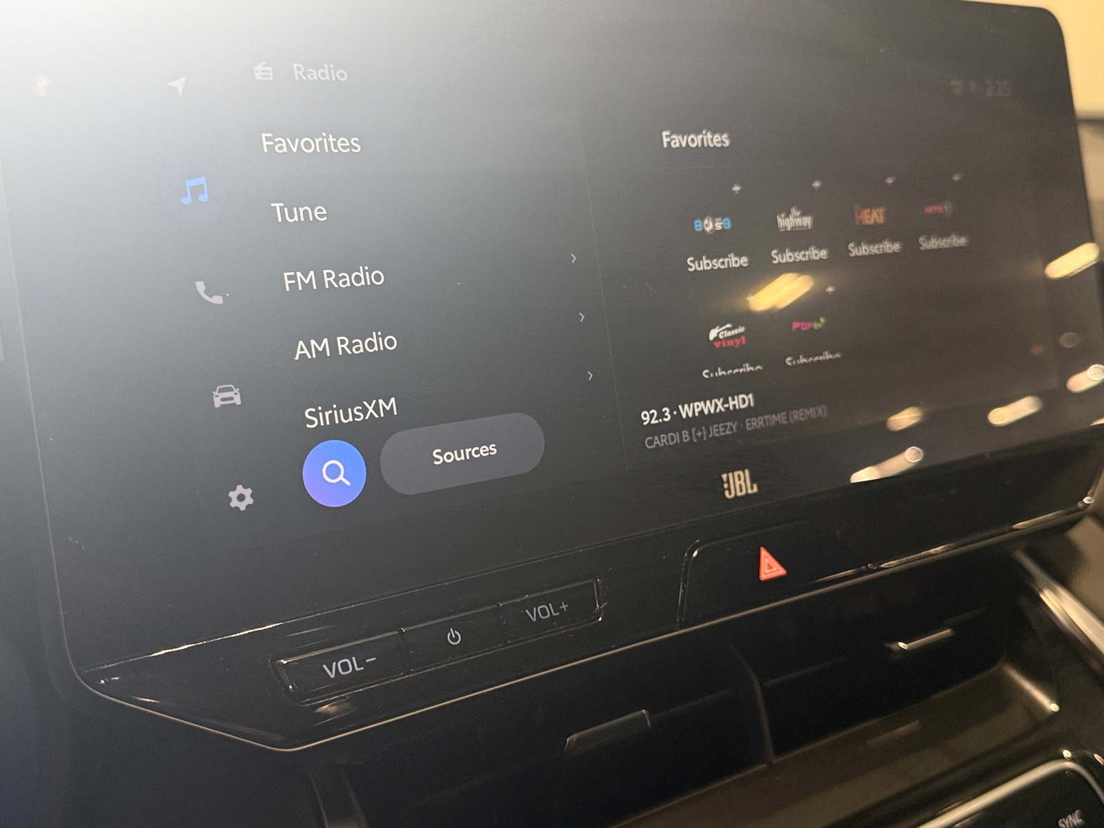 Thumbnail: 2024 Toyota Venza - 3