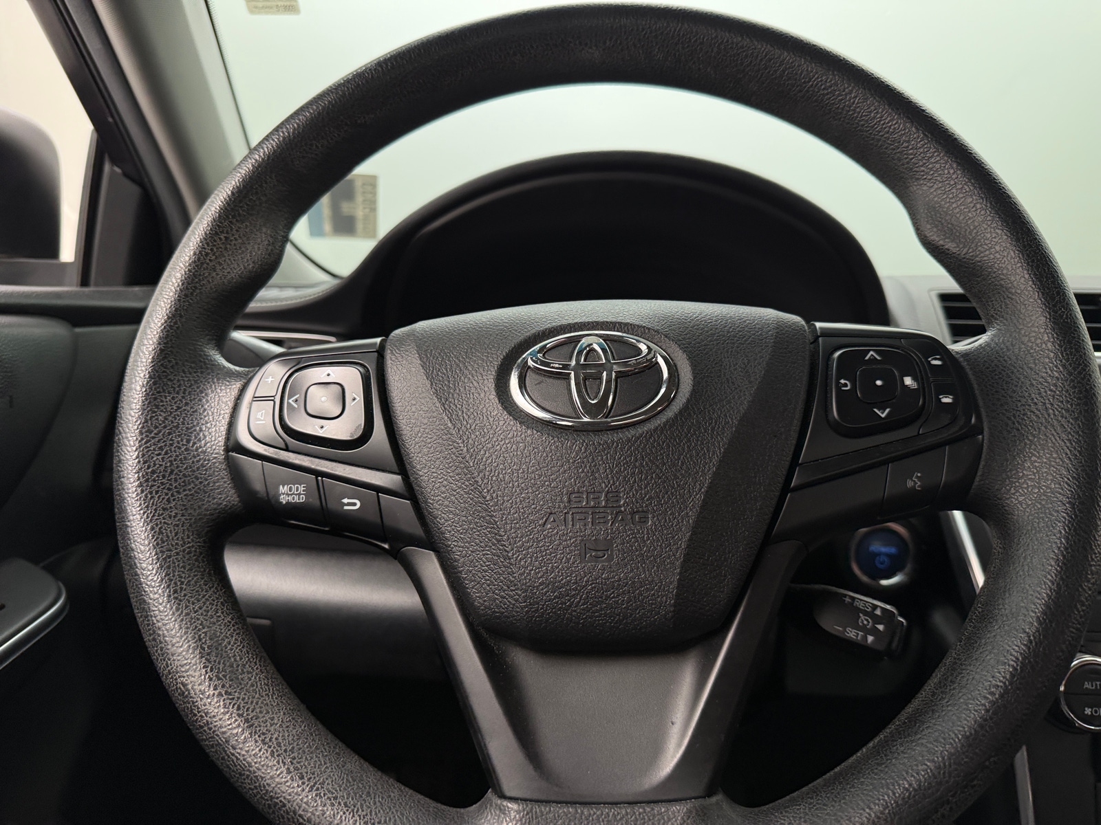 Thumbnail: 2015 Toyota Camry - 5