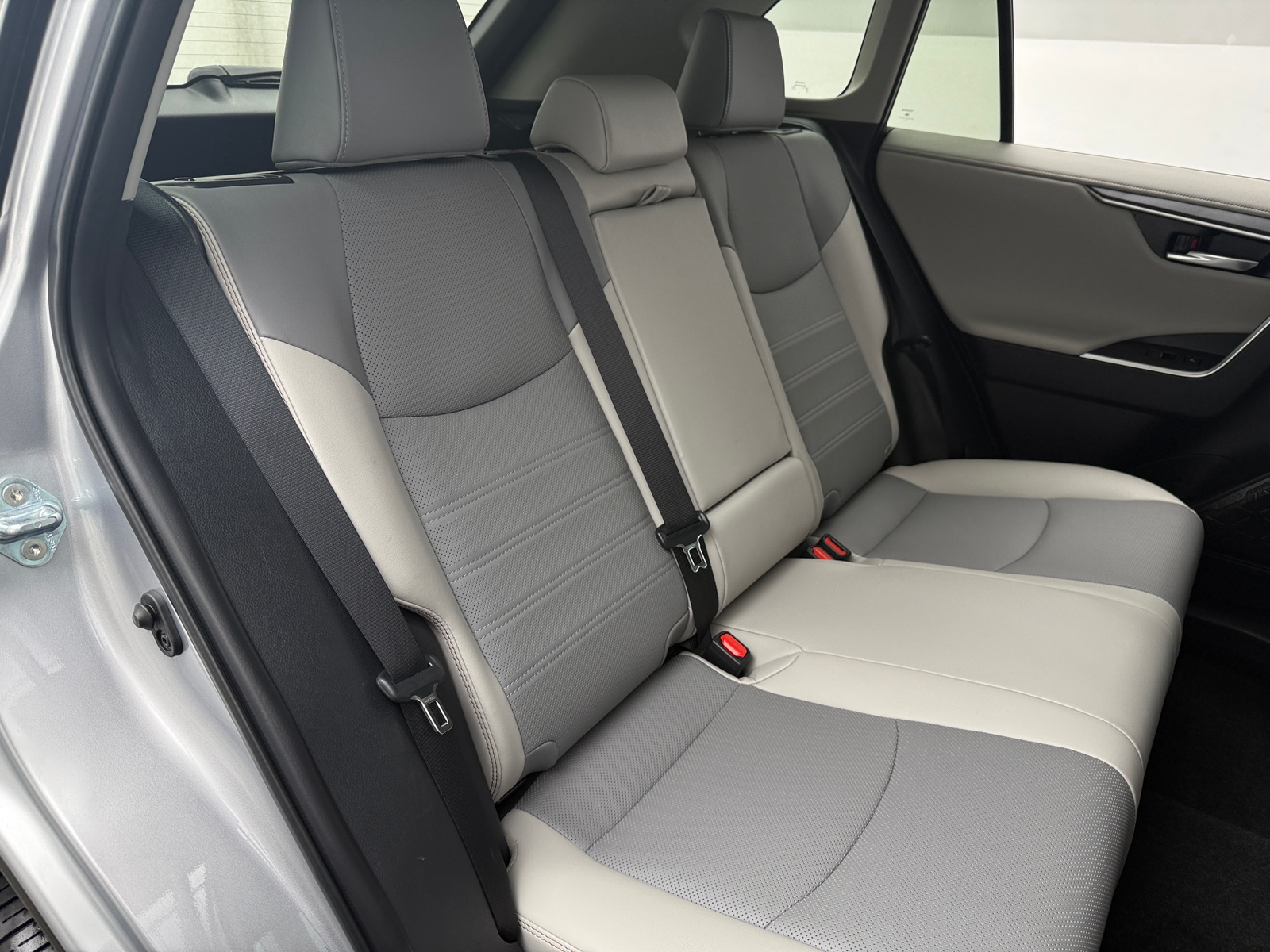 Thumbnail: 2025 Toyota RAV4 - 5