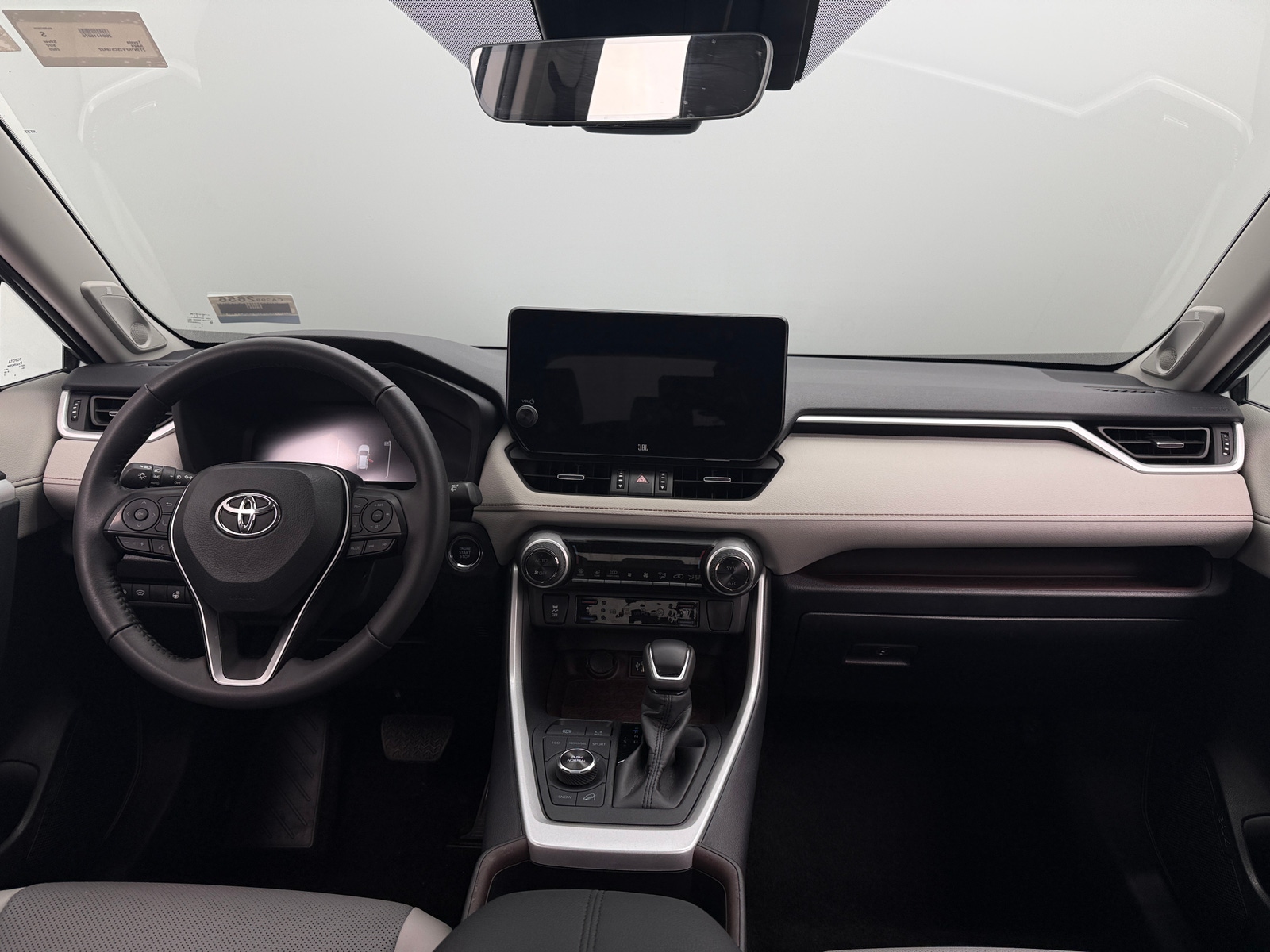 Thumbnail: 2025 Toyota RAV4 - 2