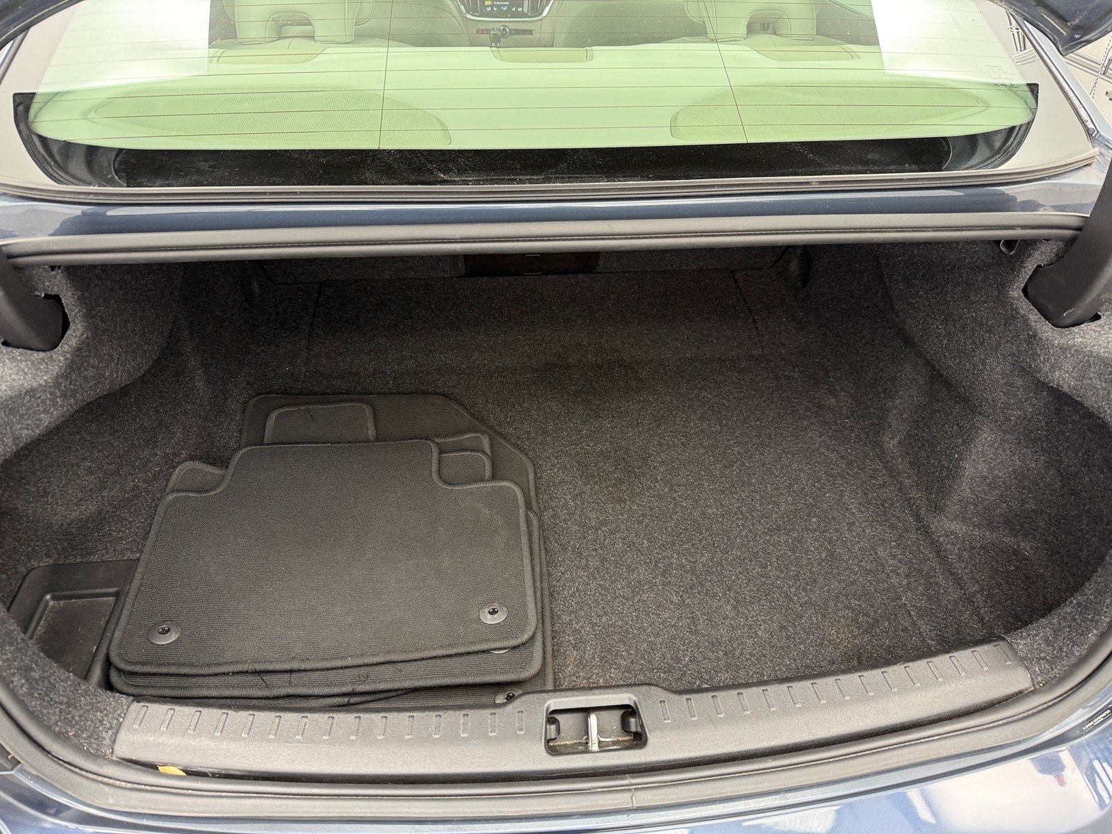 Thumbnail: 2021 Volvo S60 - 6