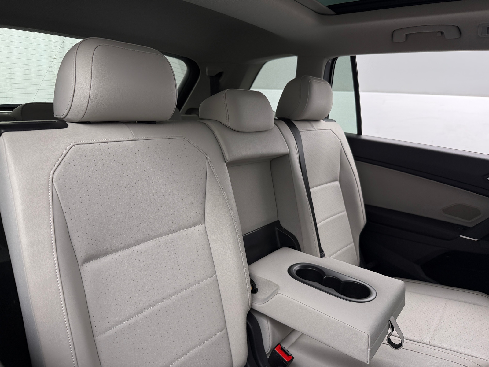 Thumbnail: 2020 Volkswagen Tiguan - 5