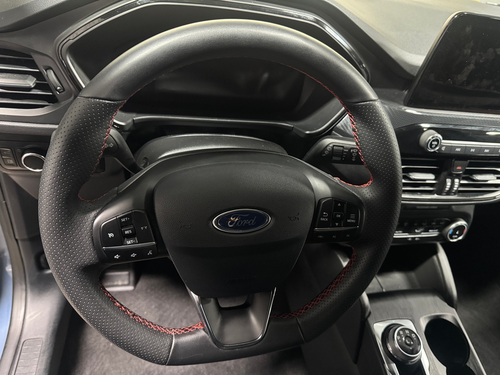 Thumbnail: 2024 Ford Escape - 4