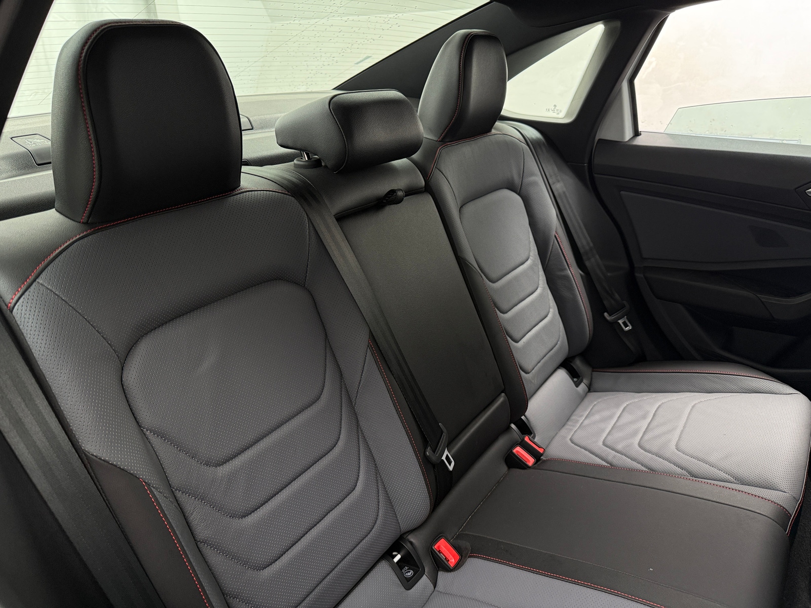 Thumbnail: 2025 Volkswagen Jetta - 5