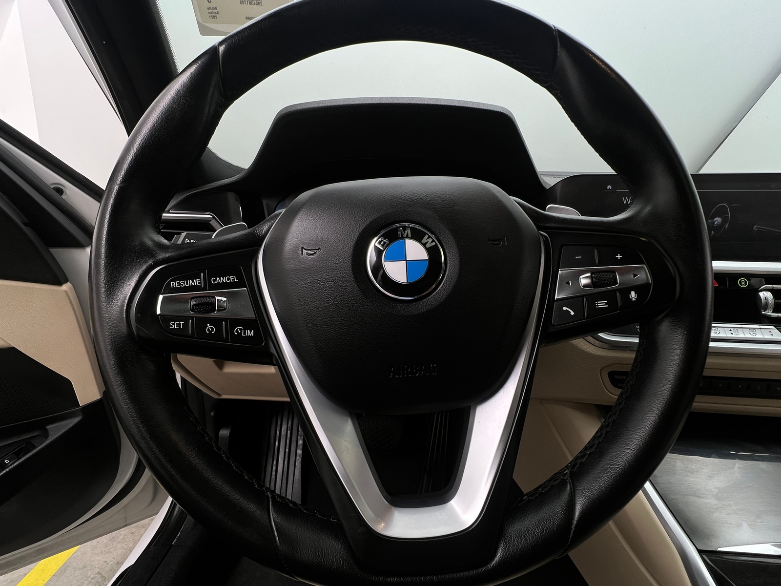 Thumbnail: 2021 BMW 3 Series - 4