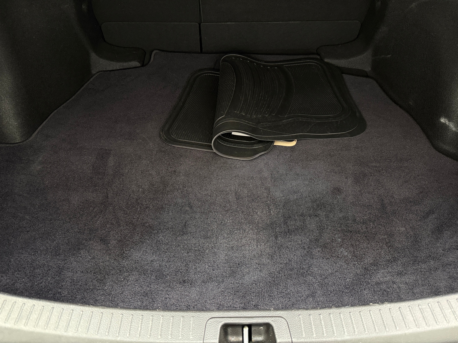 Thumbnail: 2023 Toyota Corolla - 7