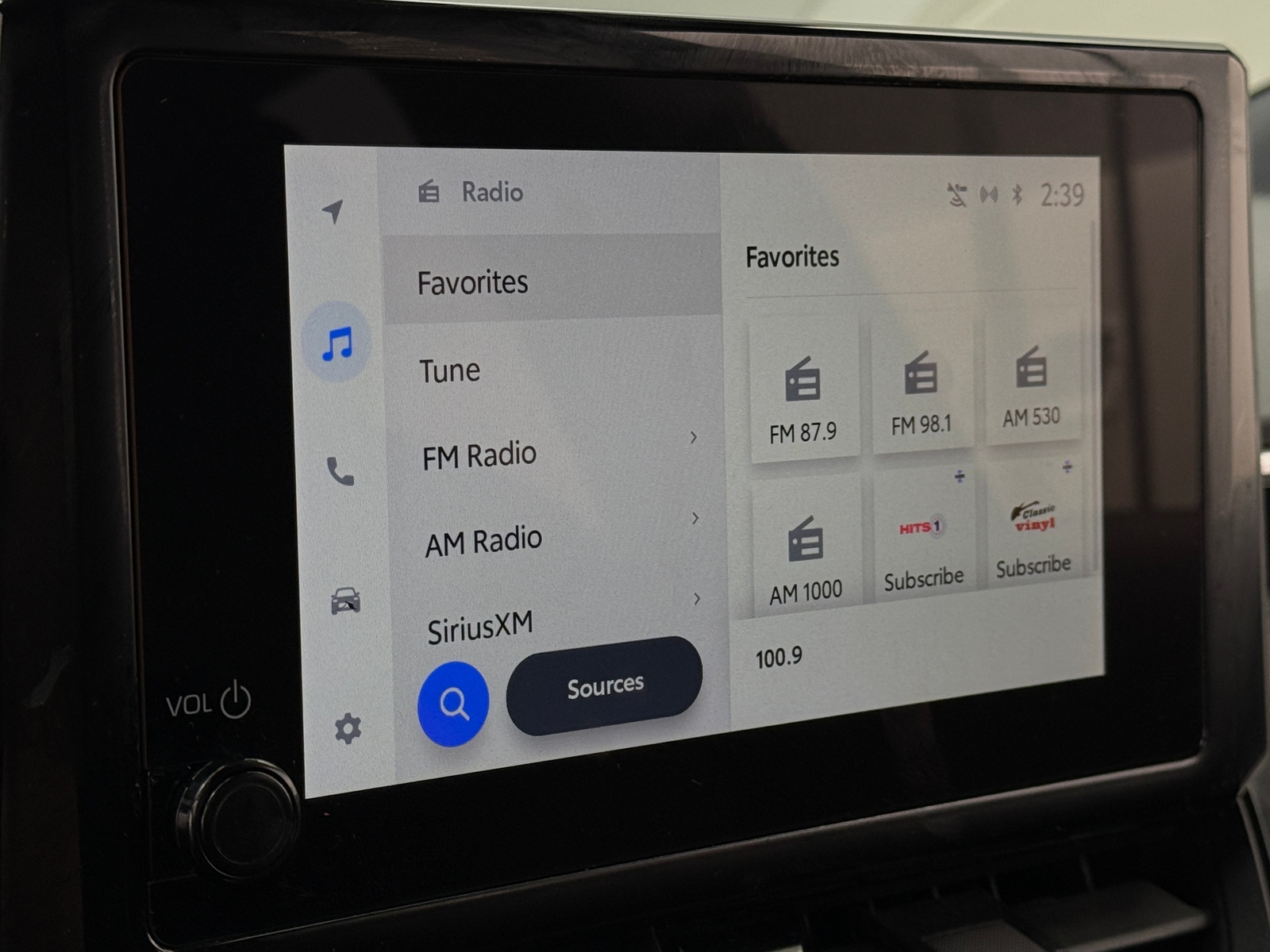 Thumbnail: 2023 Toyota Corolla - 4