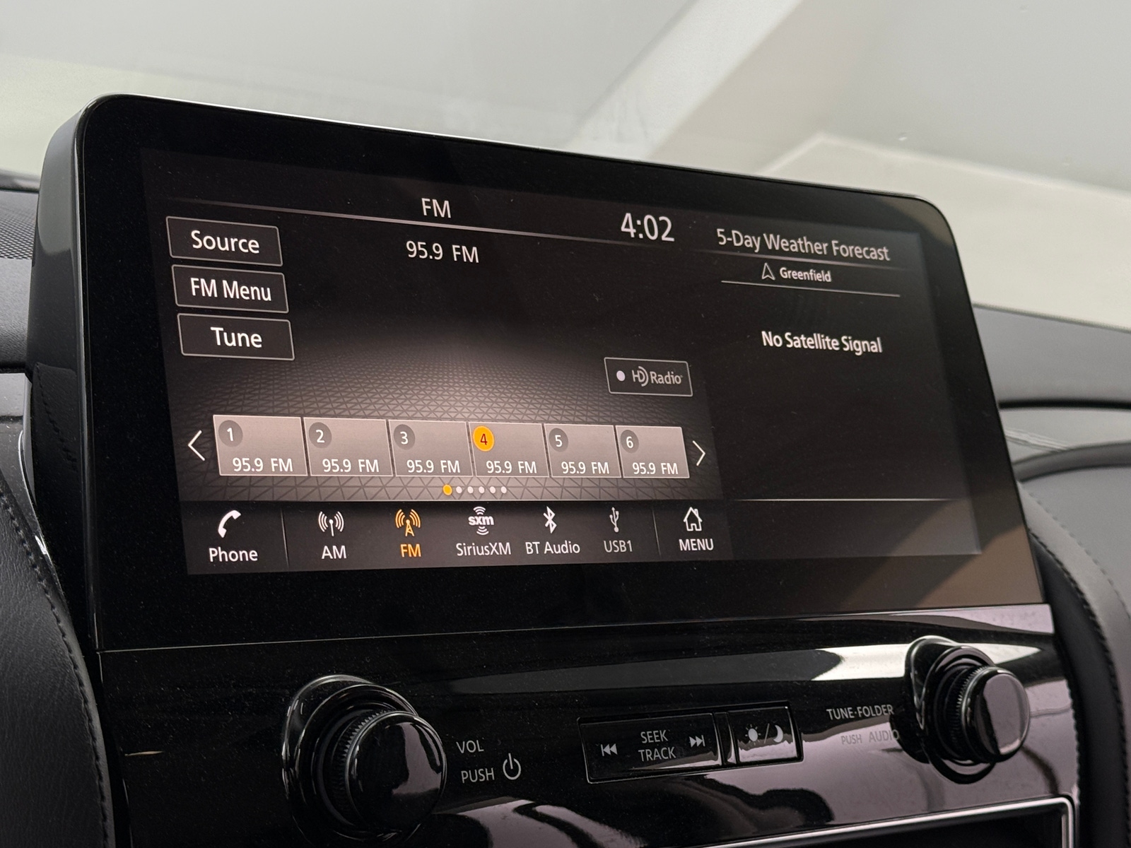 Thumbnail: 2022 Nissan Armada - 3