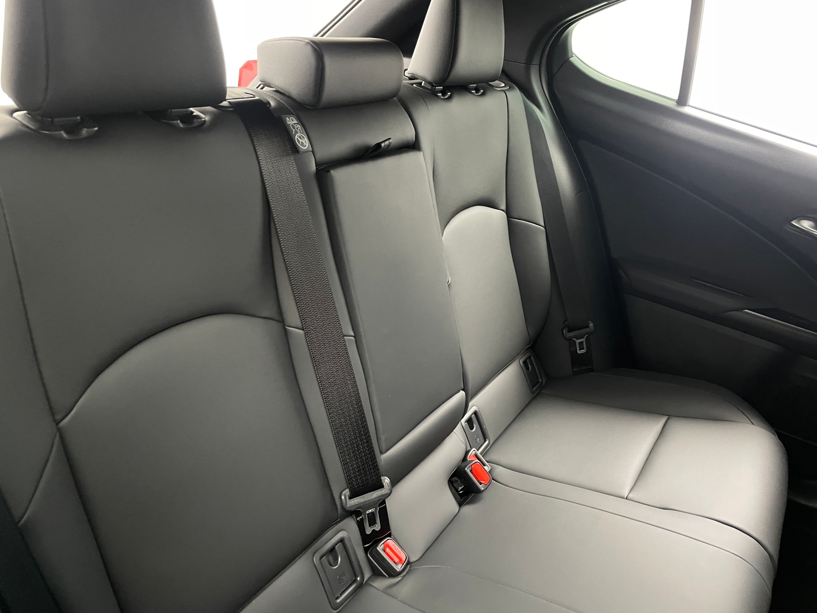 Thumbnail: 2025 Lexus UX - 5