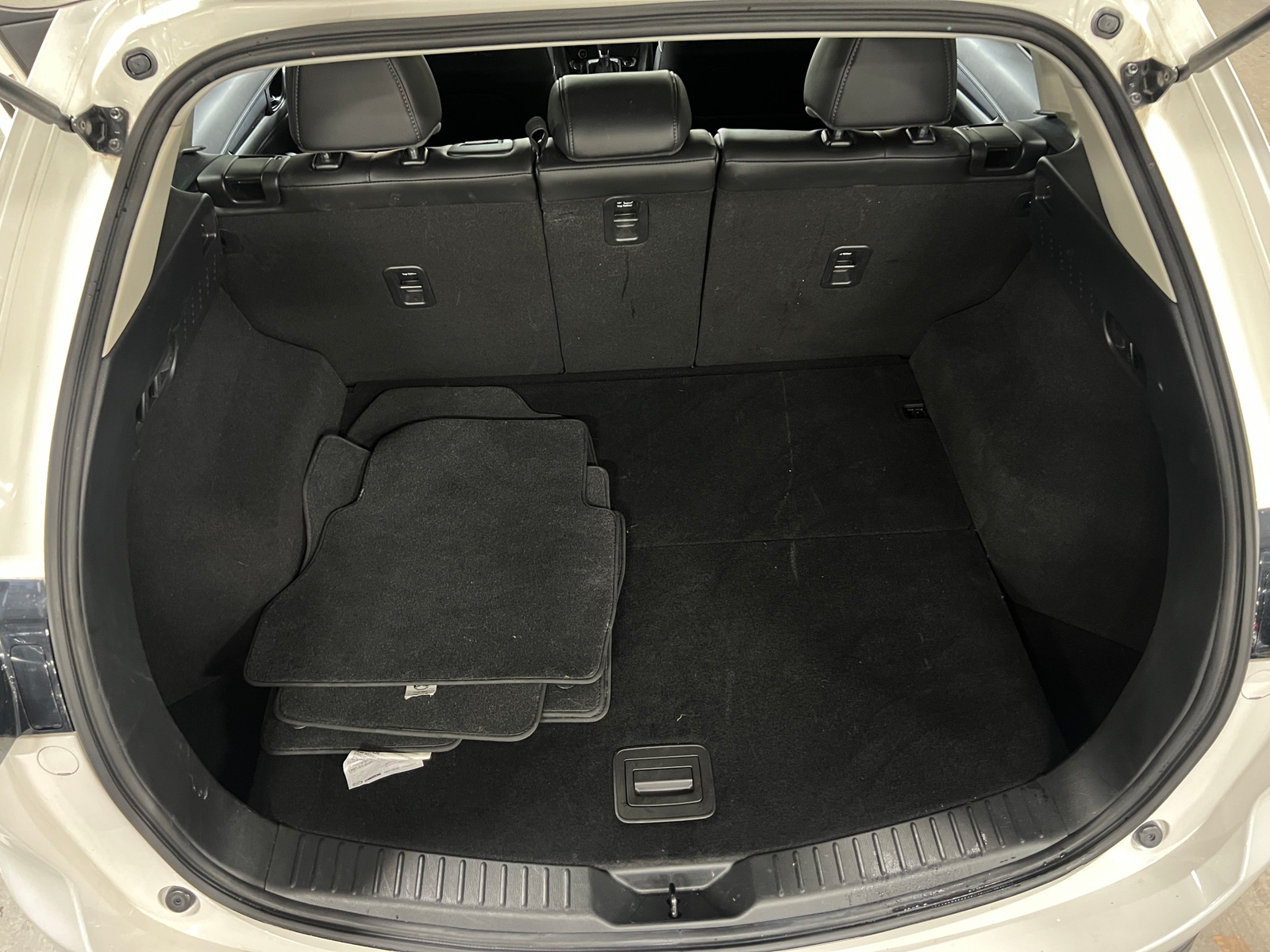 Thumbnail: 2023 Mazda CX-5 - 6