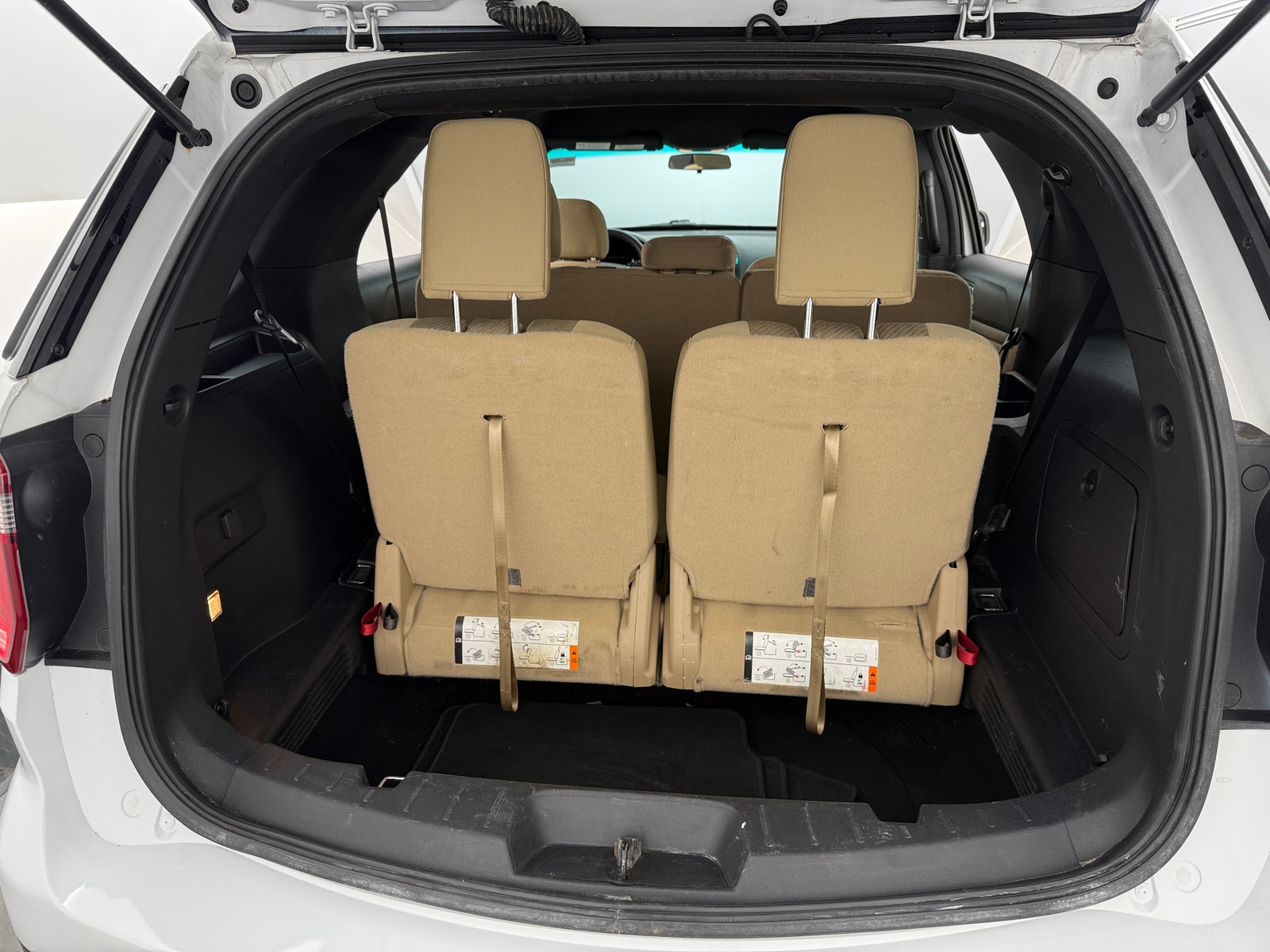 Thumbnail: 2017 Ford Explorer - 7