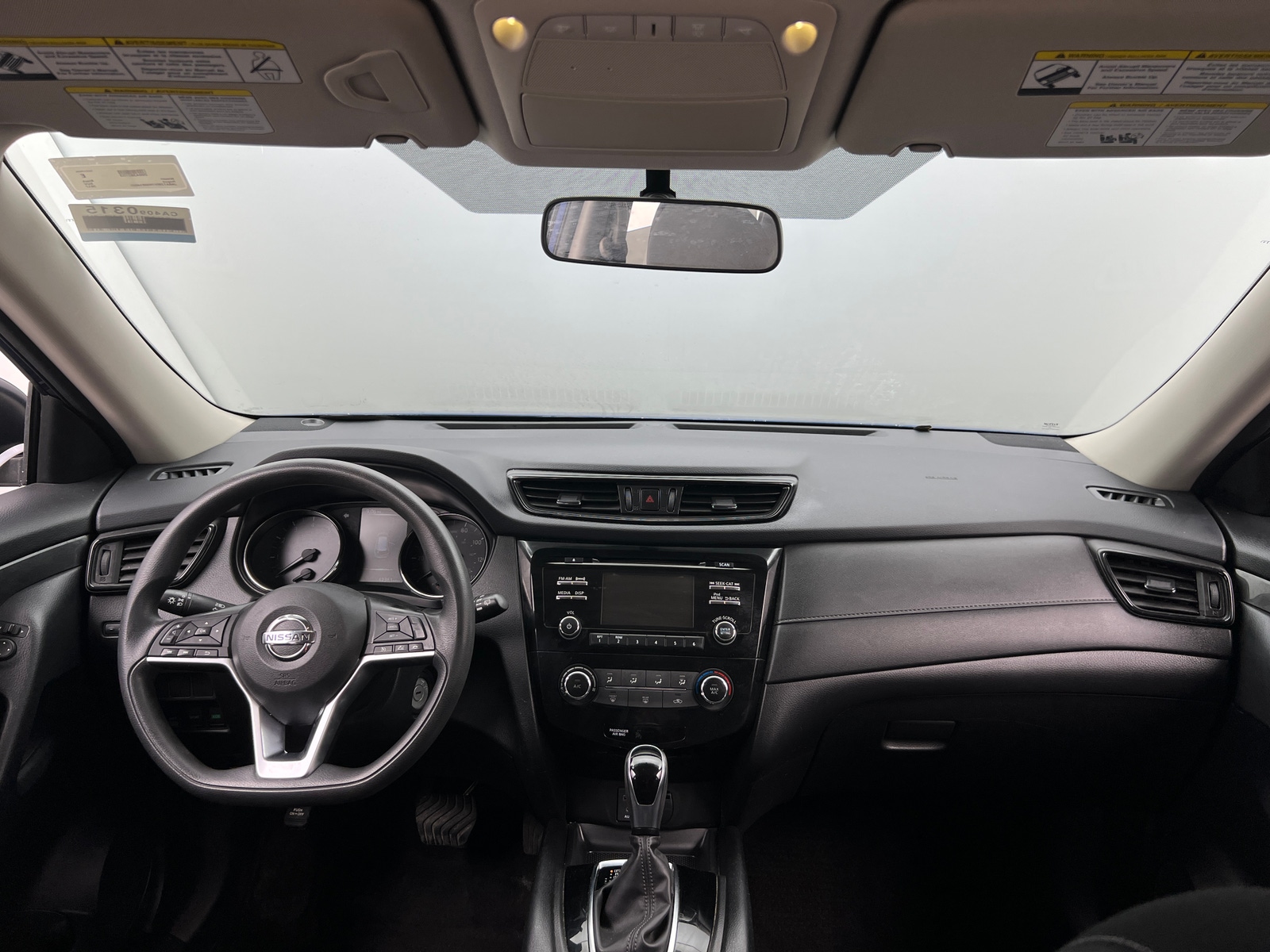 Thumbnail: 2017 Nissan Rogue - 3