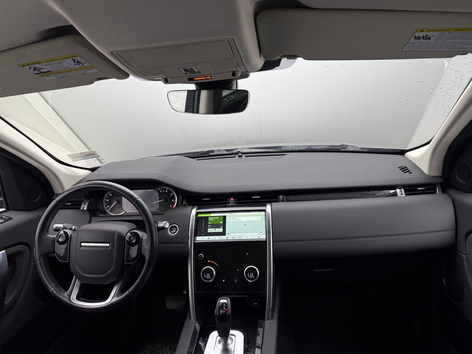 Thumbnail: 2020 Land Rover Discovery Sport - 3