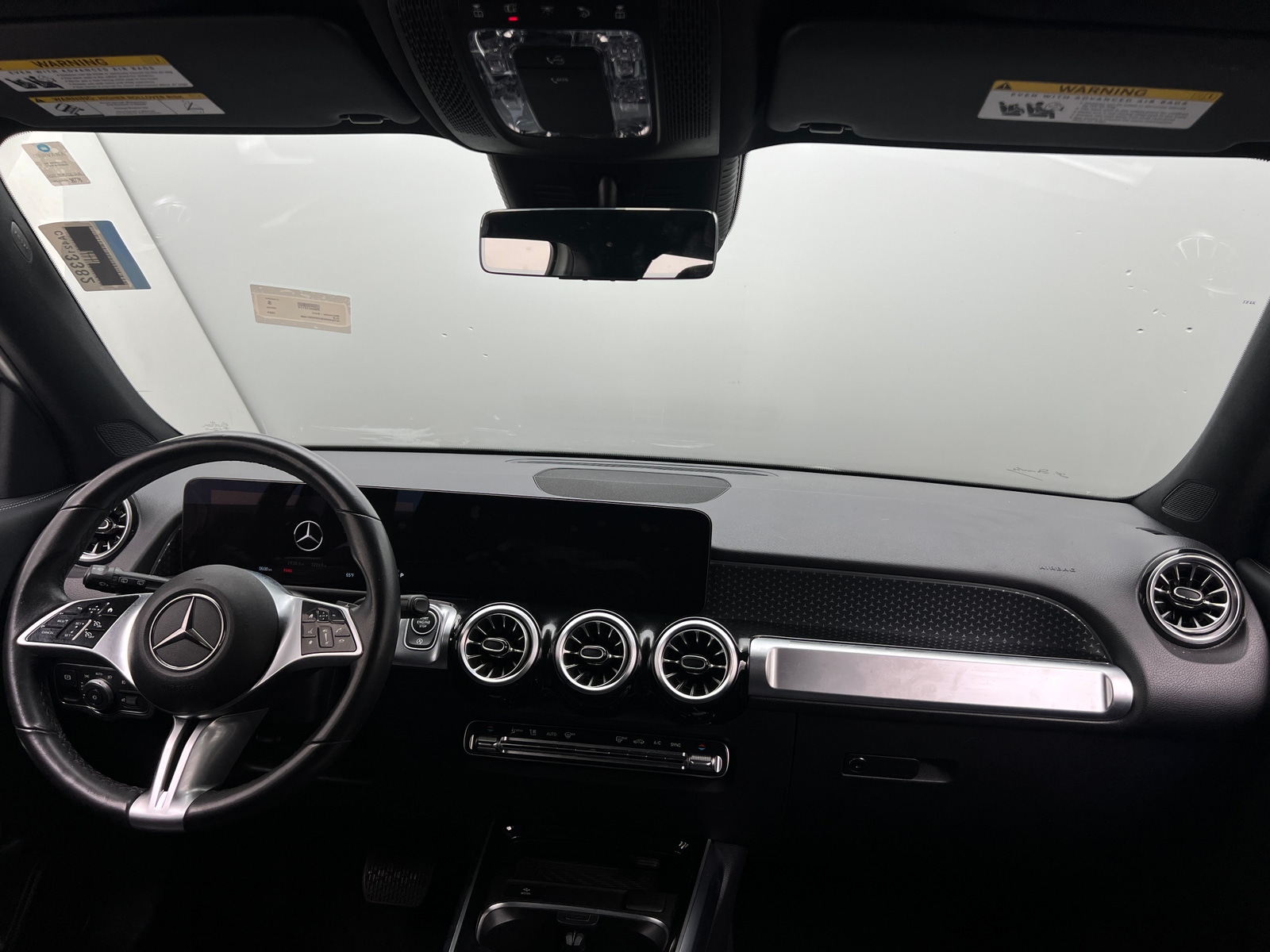 Thumbnail: 2024 Mercedes-Benz GLB - 2