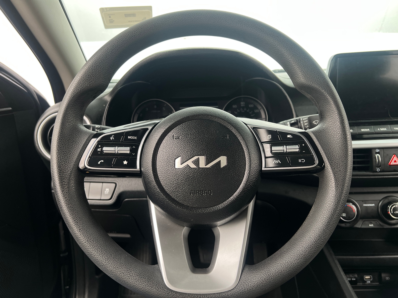 Thumbnail: 2024 Kia Forte - 5