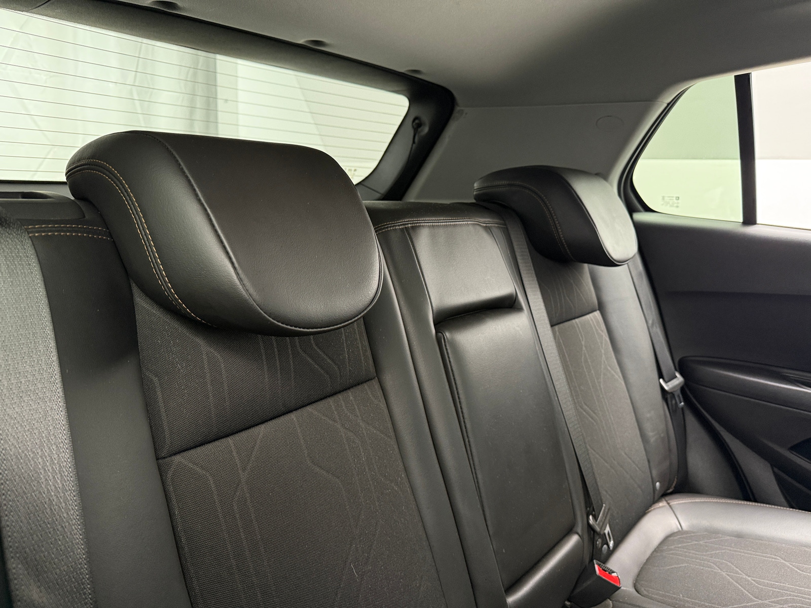 Thumbnail: 2022 Chevrolet Trax - 5