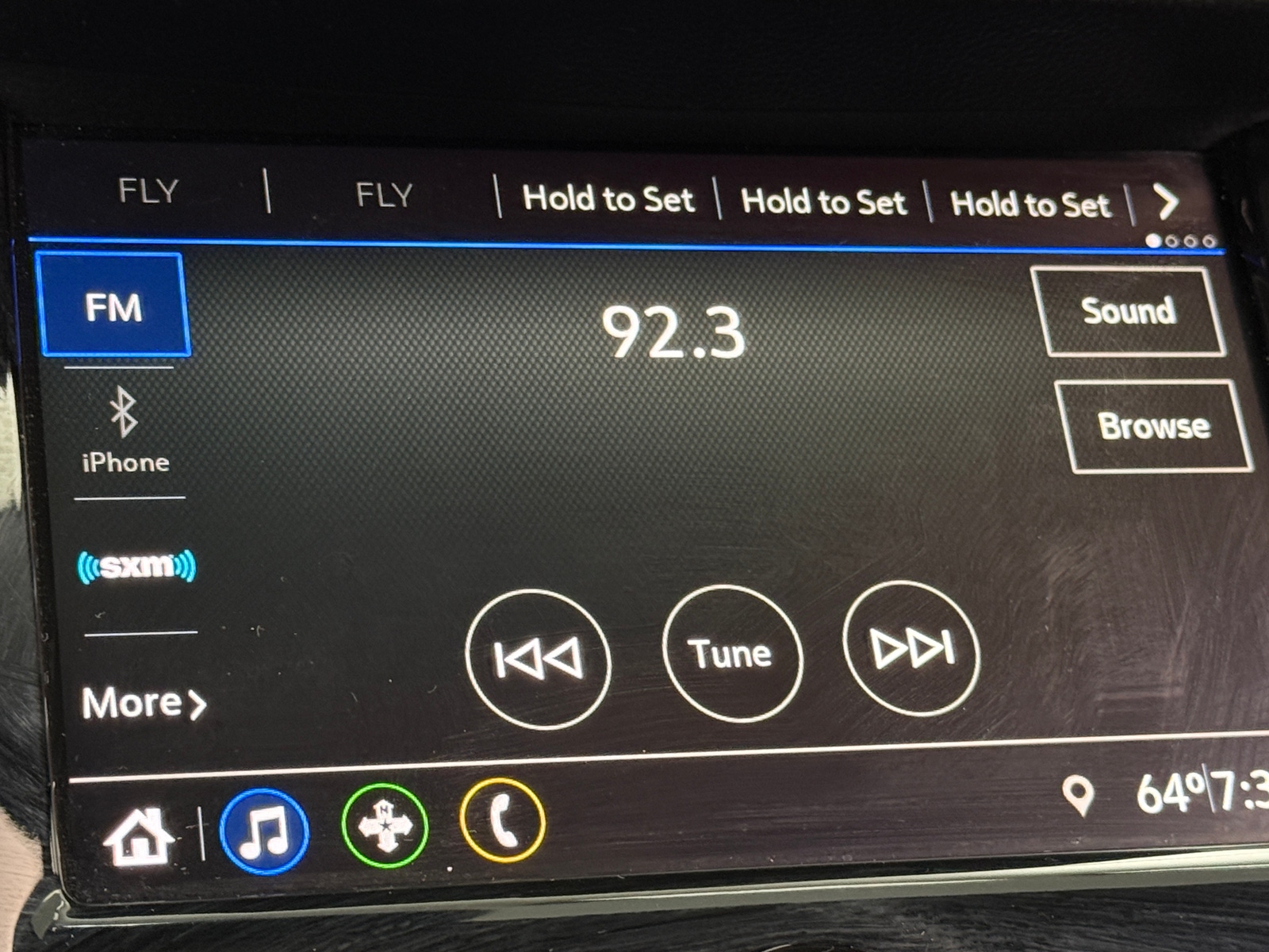 Thumbnail: 2022 Chevrolet Trax - 3