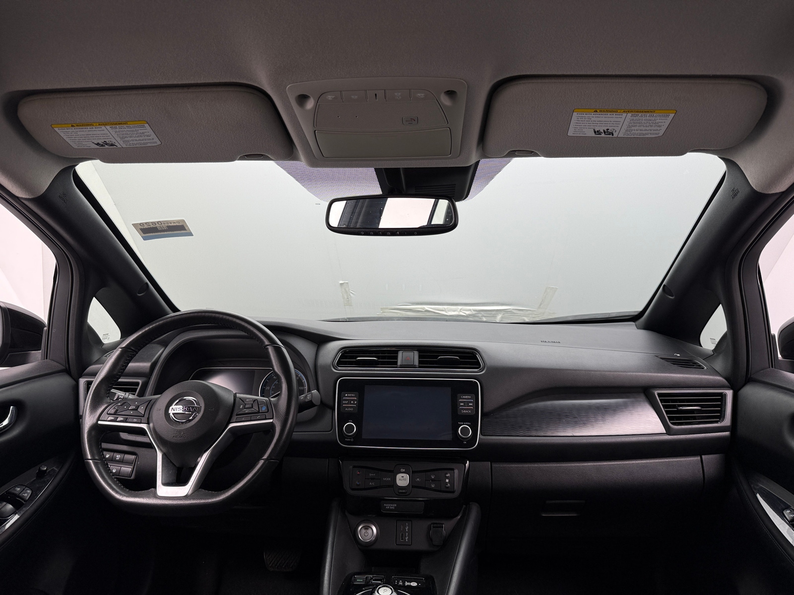 Thumbnail: 2020 Nissan Leaf - 3