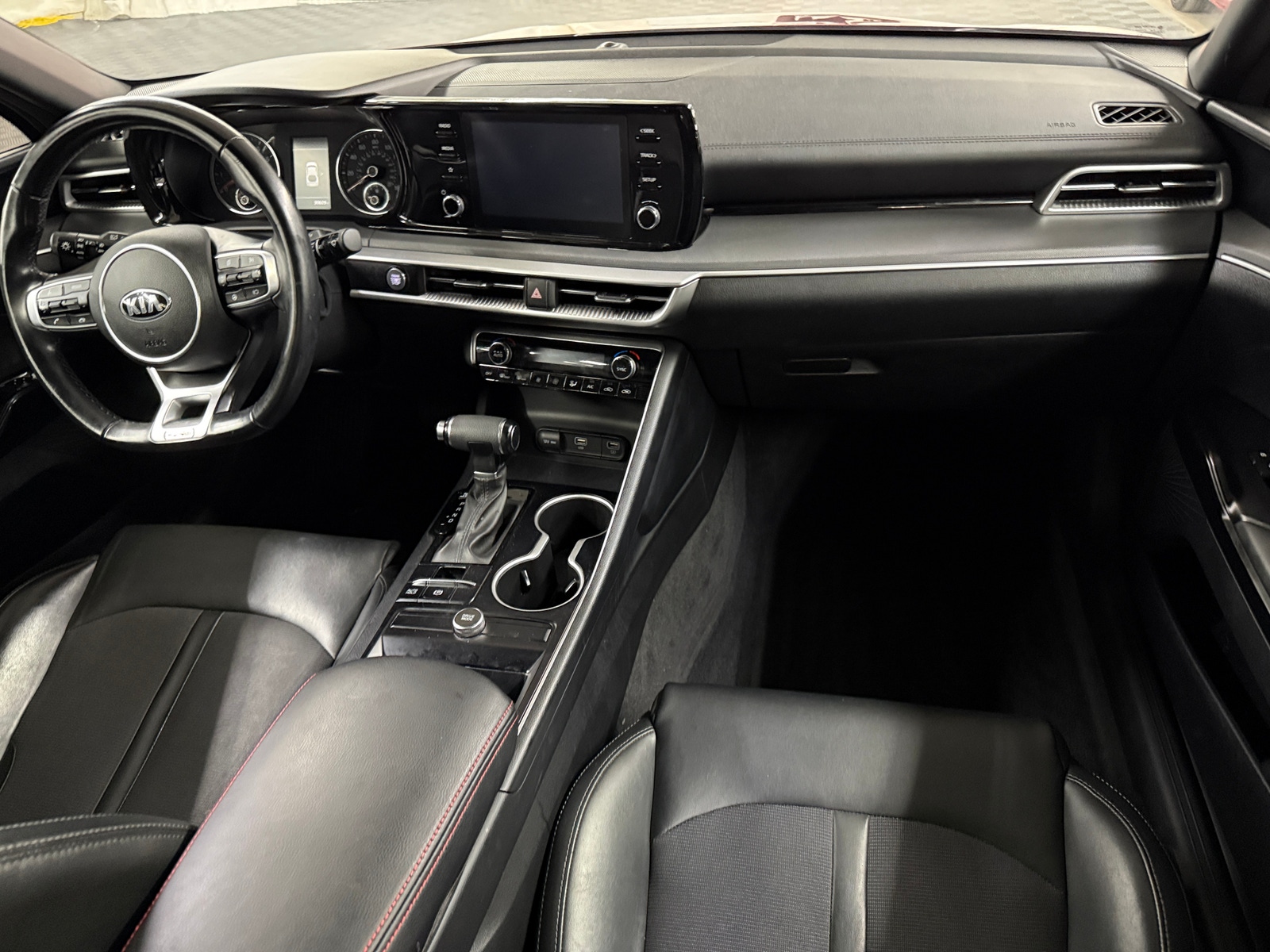 Thumbnail: 2021 Kia K5 - 2