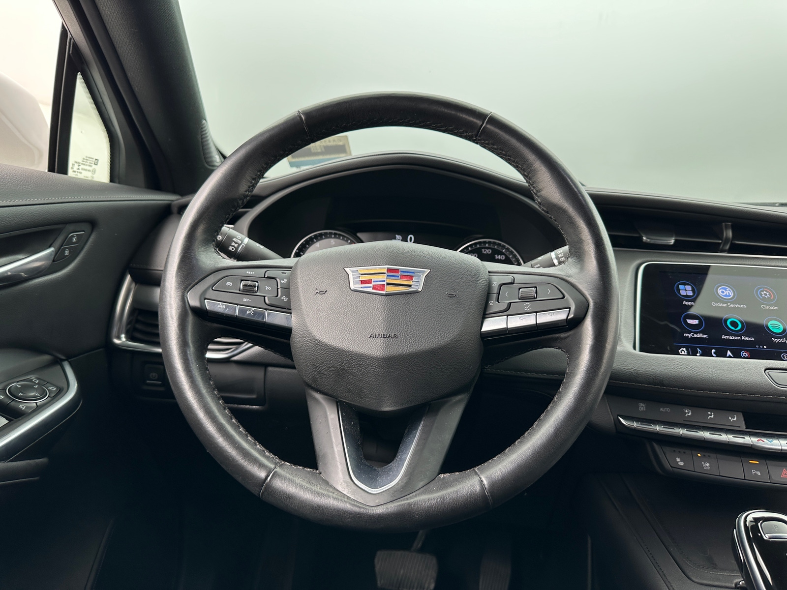 Thumbnail: 2021 Cadillac XT4 - 4