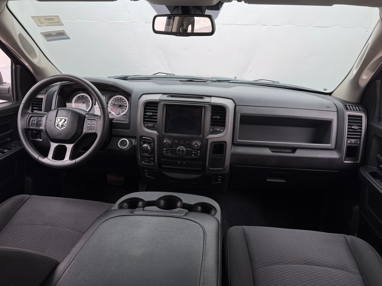 Thumbnail: 2019 RAM 1500 Classic - 3