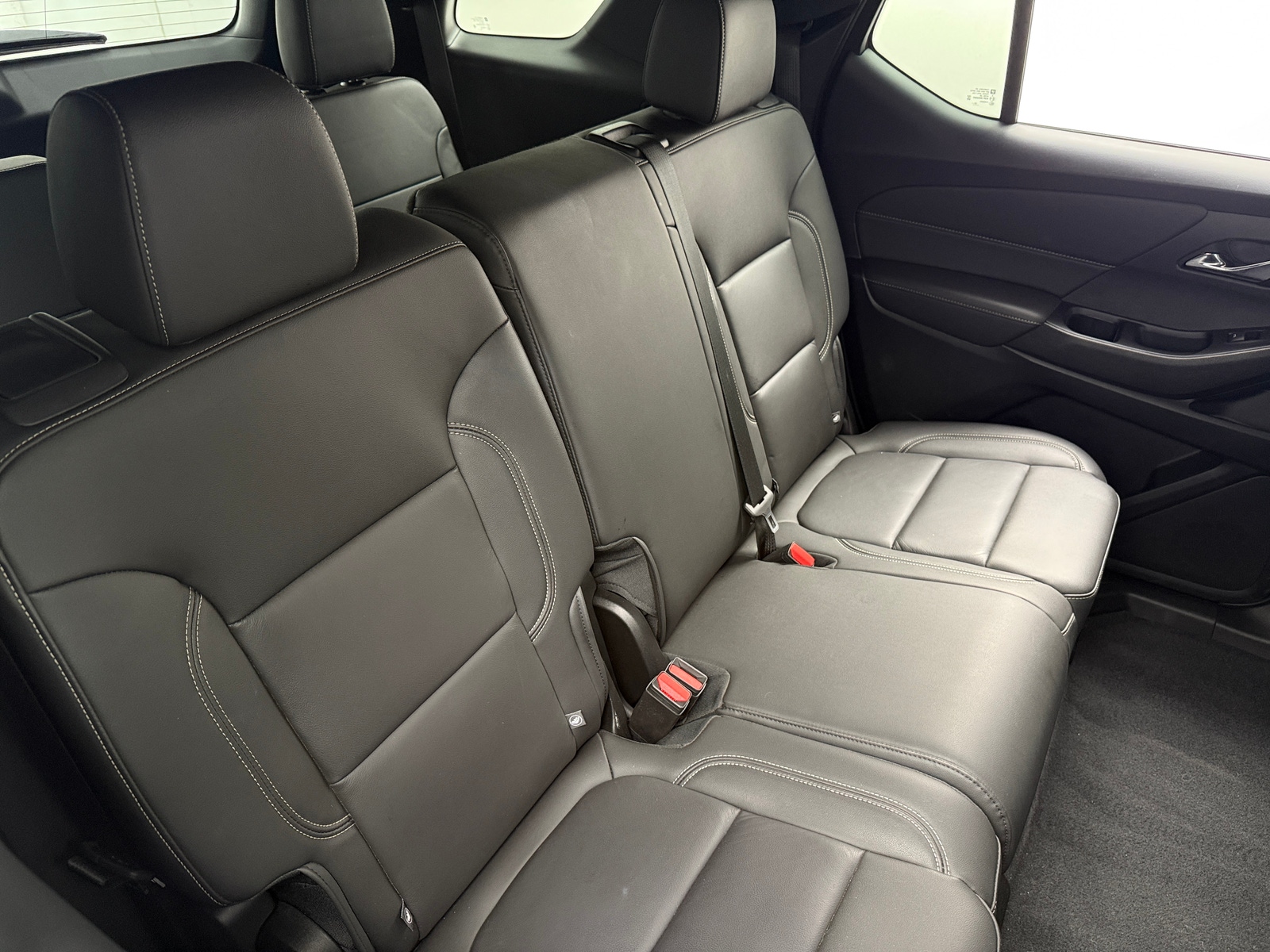 Thumbnail: 2023 Chevrolet Traverse - 5