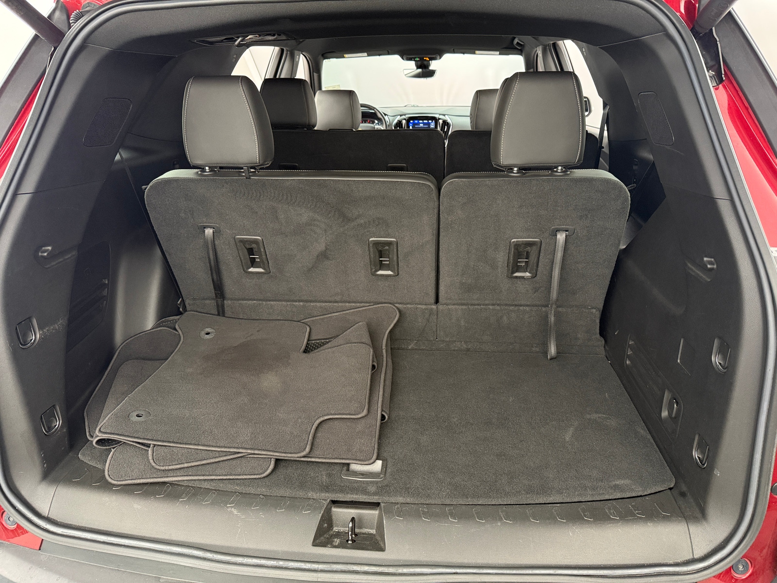 Thumbnail: 2023 Chevrolet Traverse - 6