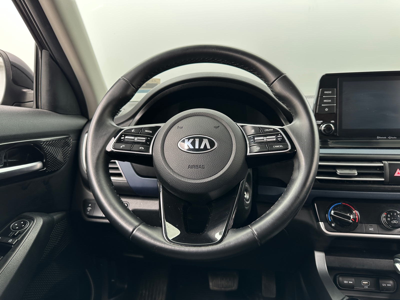 Thumbnail: 2021 Kia Seltos - 4