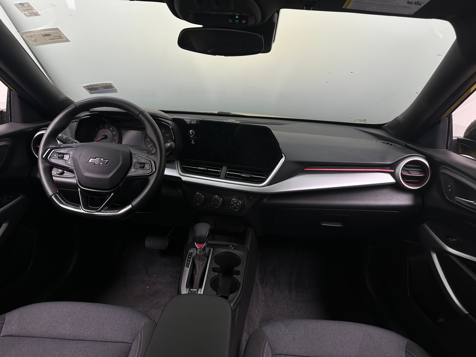 Thumbnail: 2024 Chevrolet Trax - 3