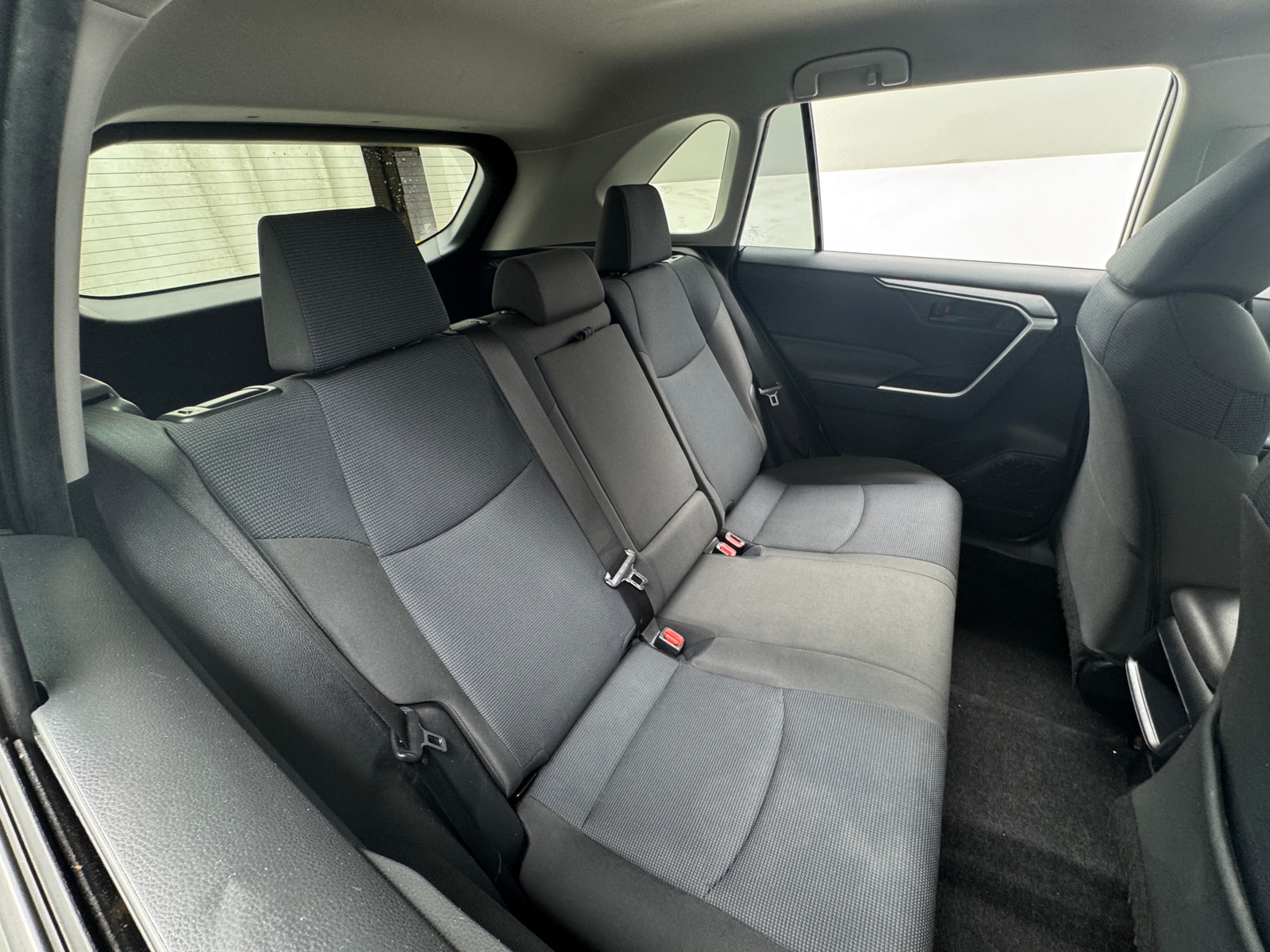 Thumbnail: 2020 Toyota RAV4 - 6