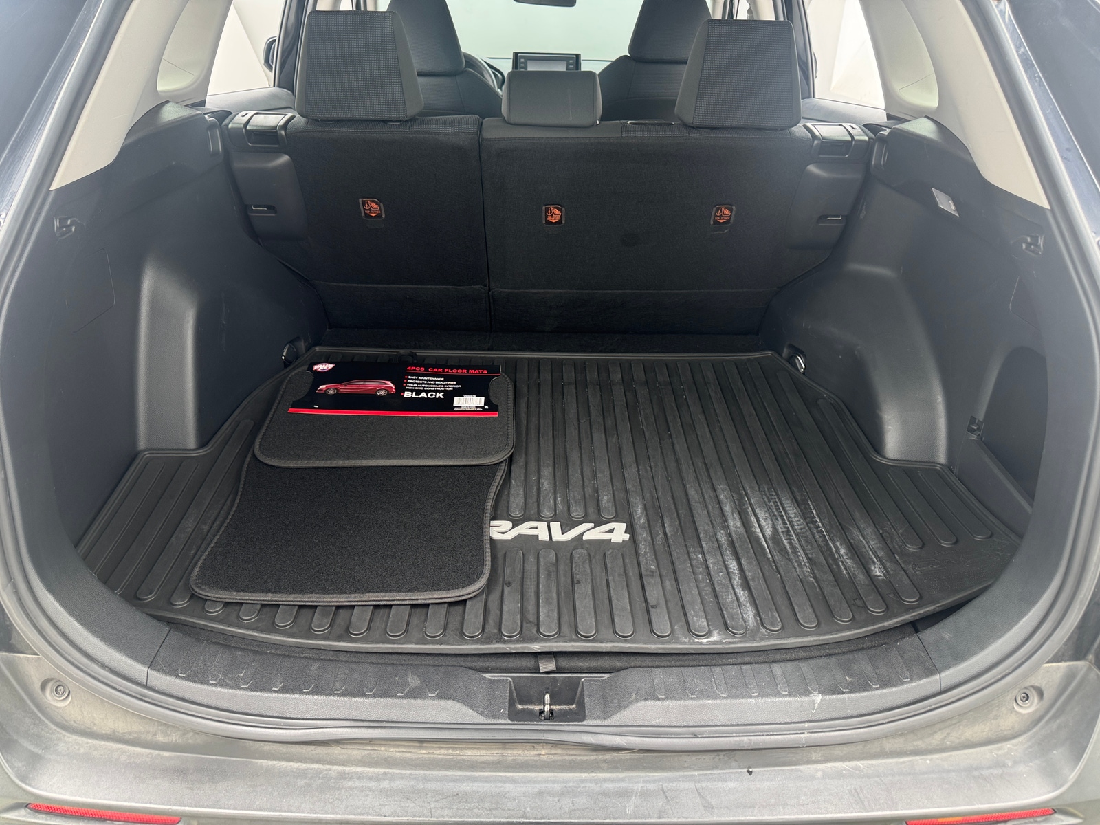 Thumbnail: 2020 Toyota RAV4 - 7