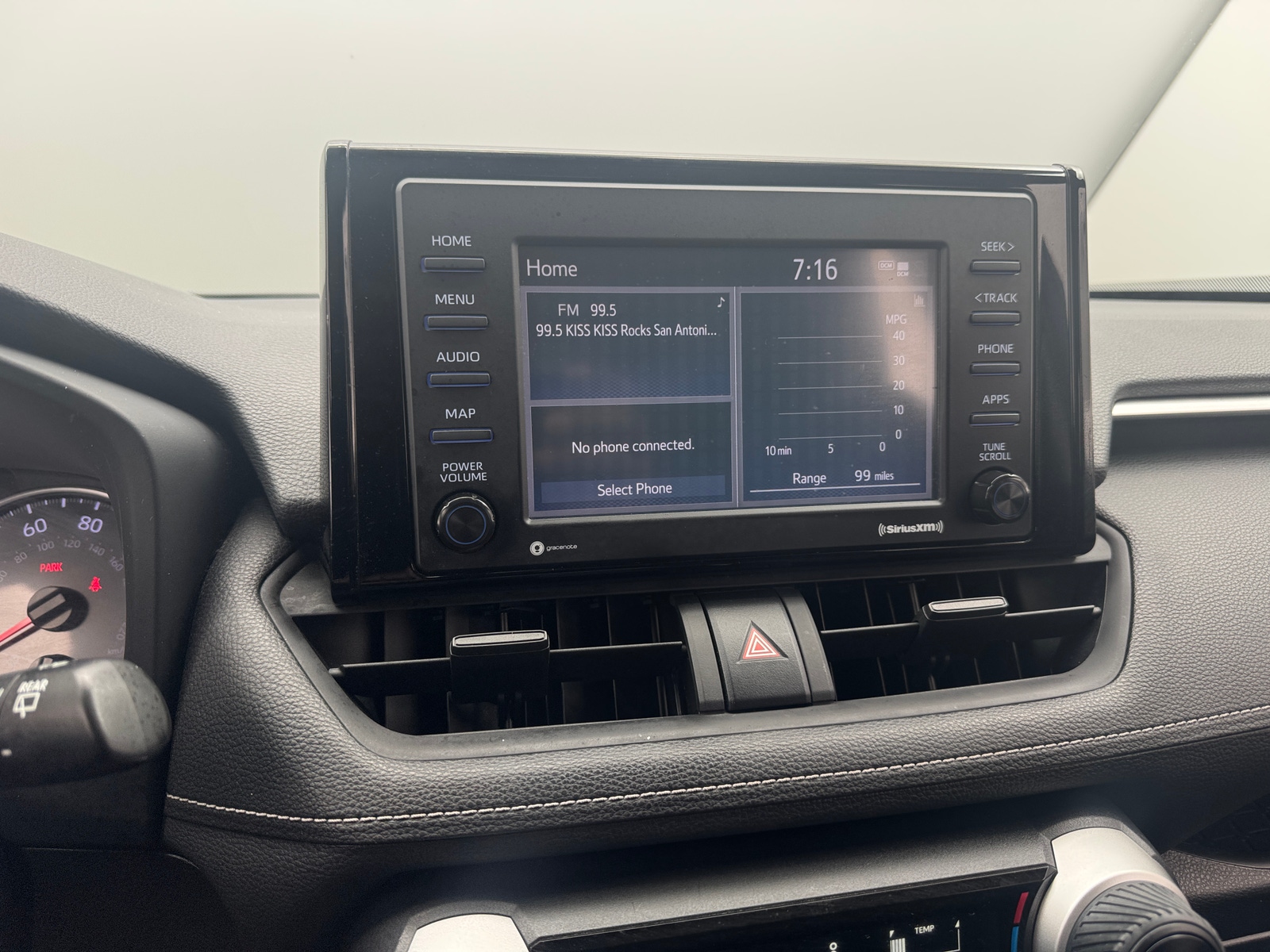 Thumbnail: 2020 Toyota RAV4 - 4