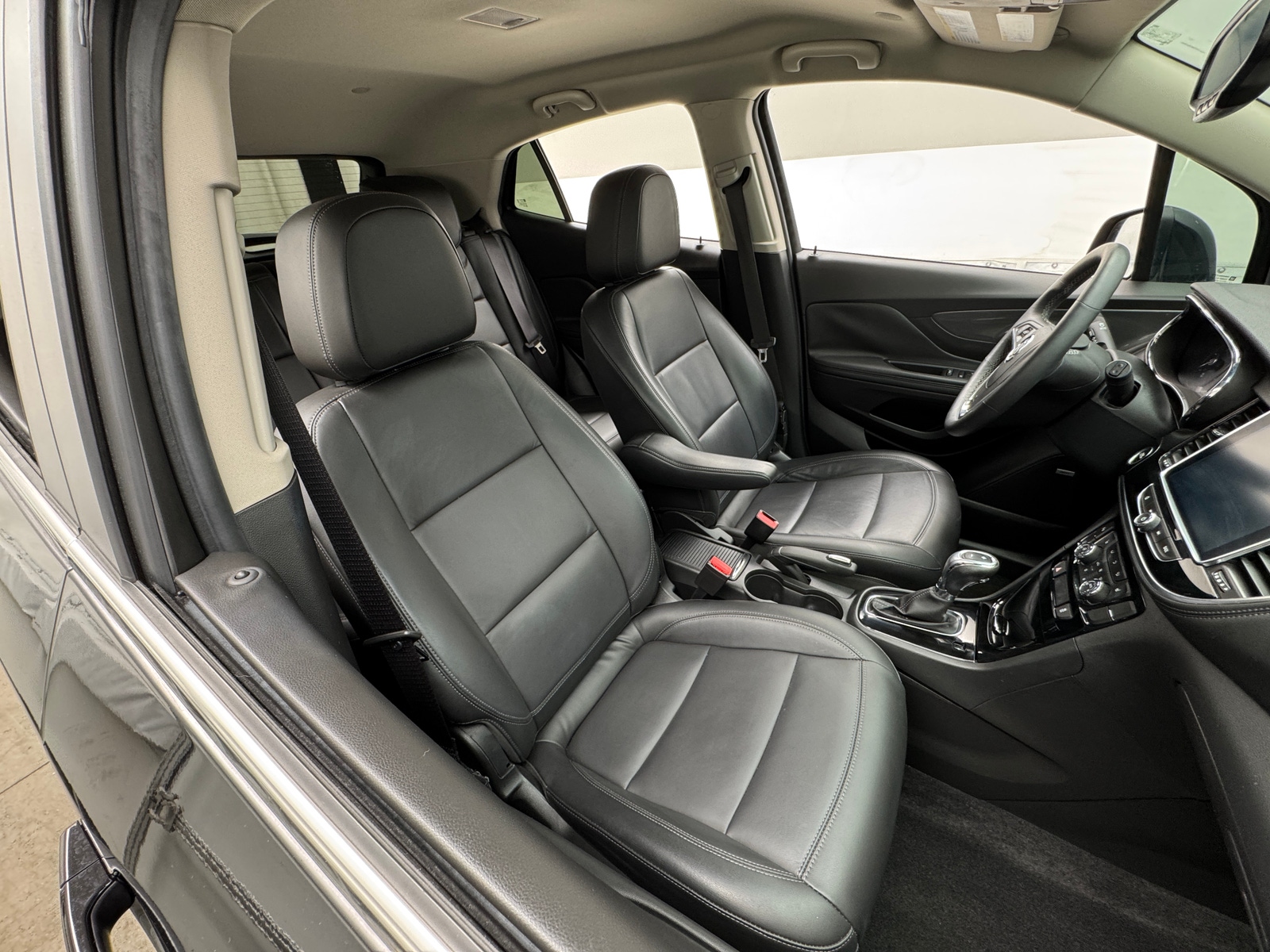 Thumbnail: 2018 Buick Encore - 2