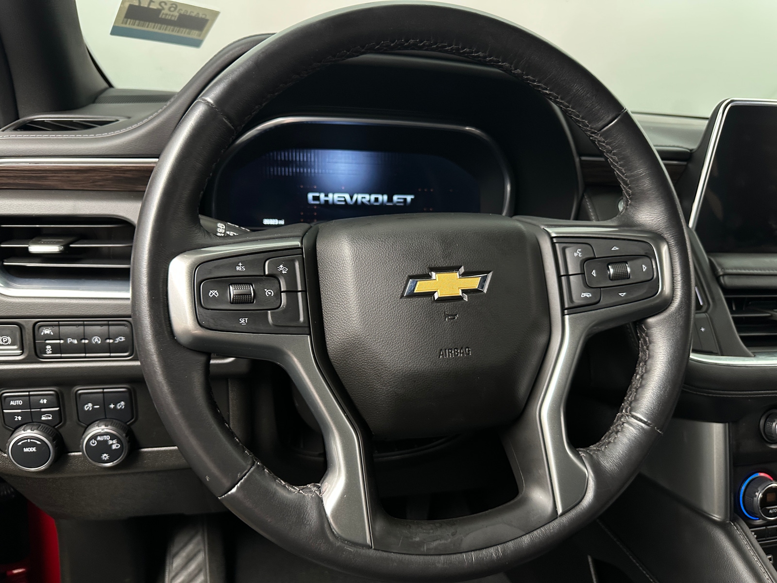 Thumbnail: 2022 Chevrolet Tahoe - 4