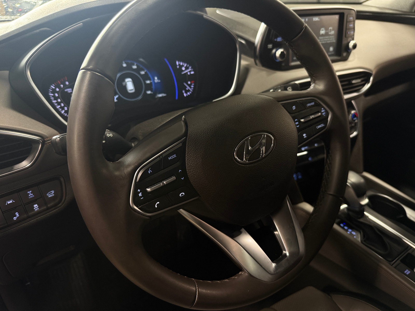 Thumbnail: 2019 Hyundai Santa Fe - 4