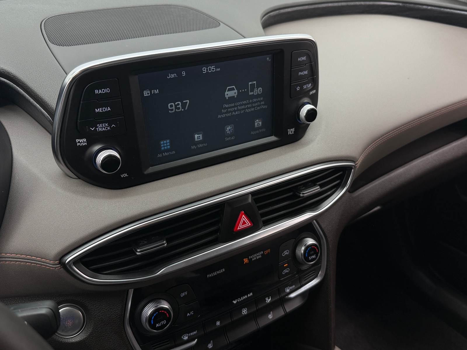 Thumbnail: 2019 Hyundai Santa Fe - 3